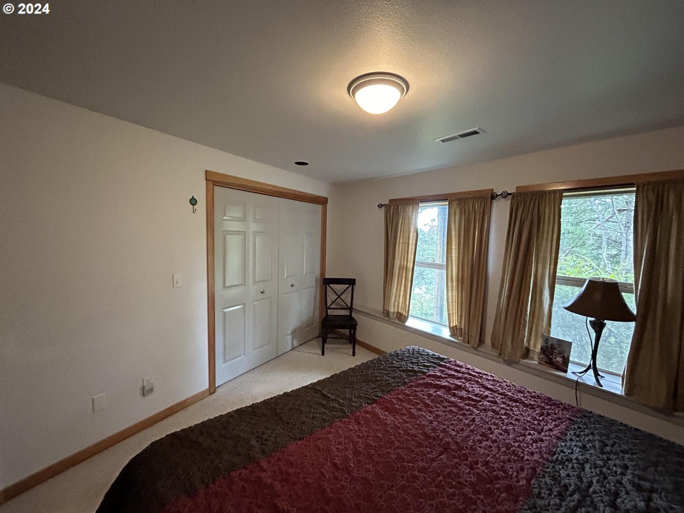 220 HIGHLAND DR
