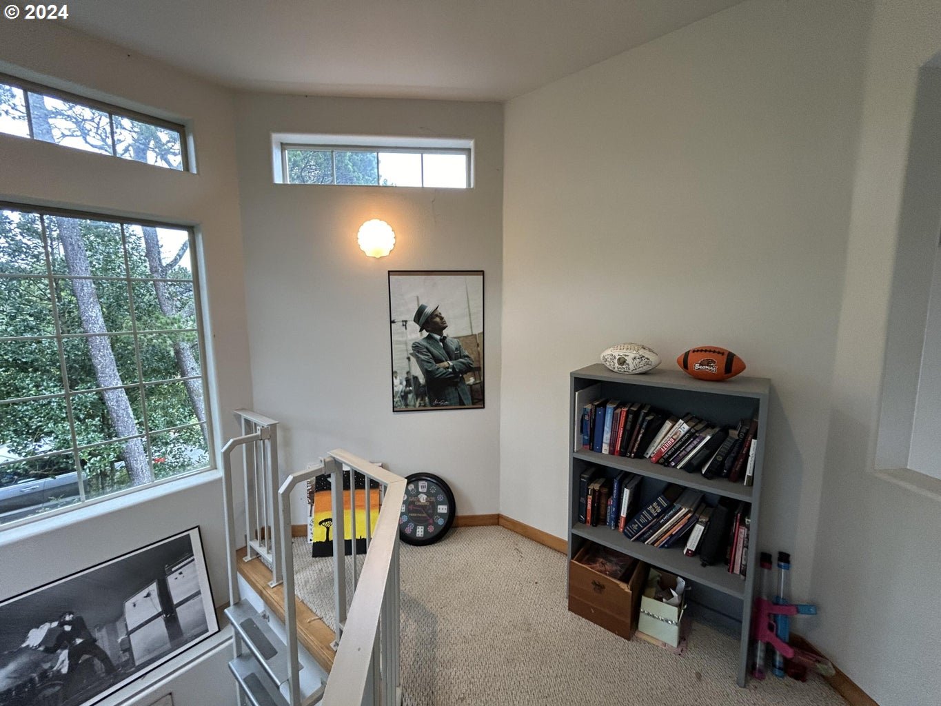 220 HIGHLAND DR