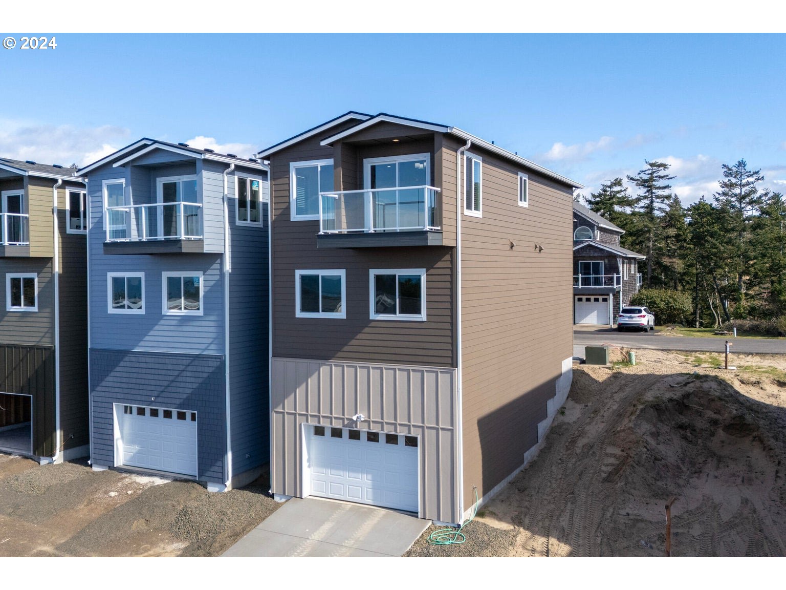 130 REEDER ST