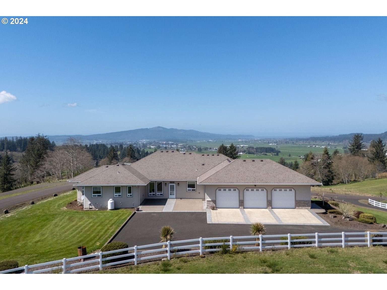 825 MARVIN RD