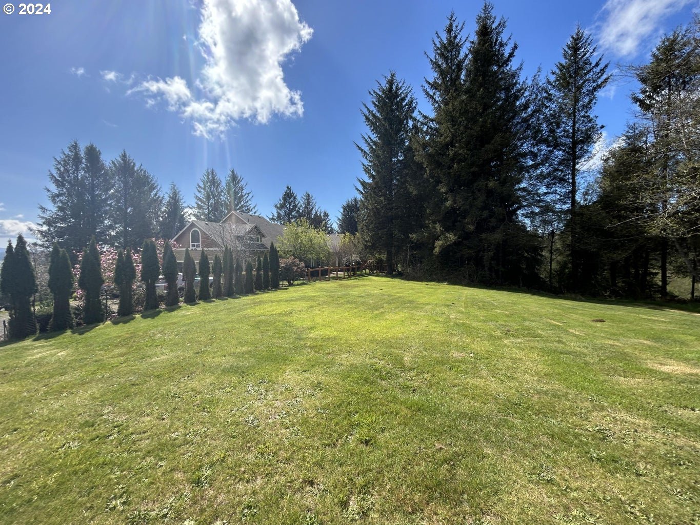 TL 300 Westwood PL