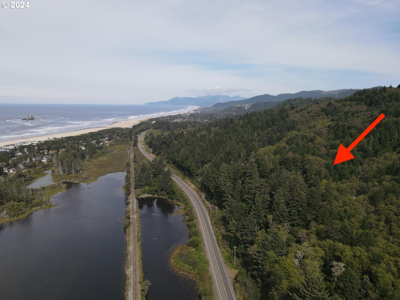 TL 900 Highway 101 N