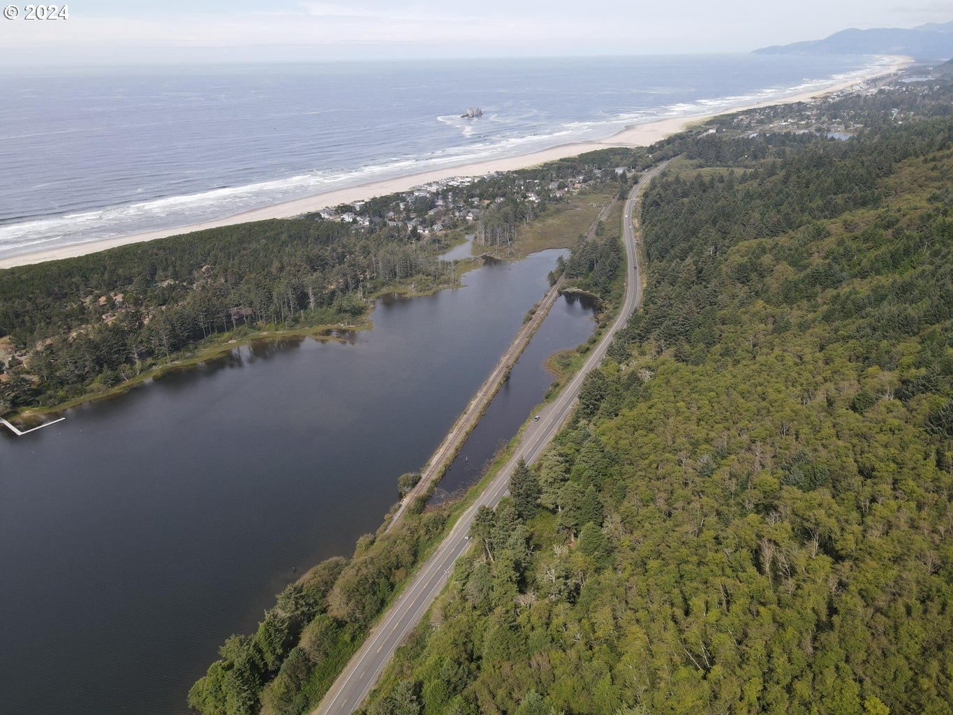 TL 900 Highway 101 N