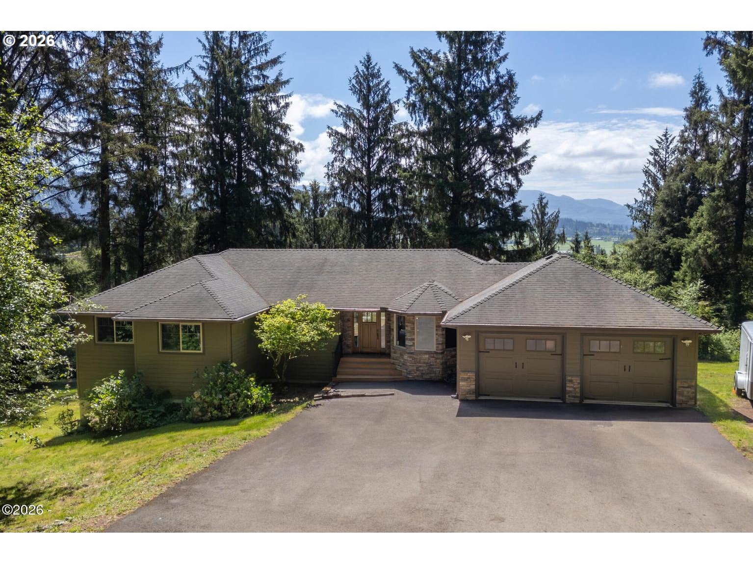 3585 ALDERCREST RD