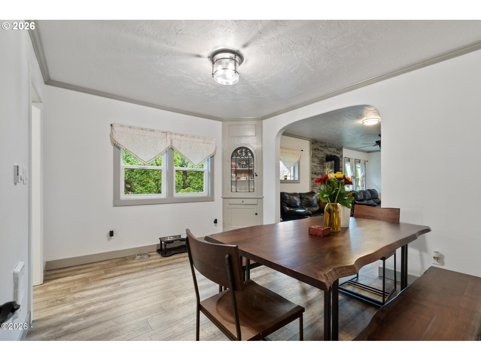 409 DEL MONTE AVE