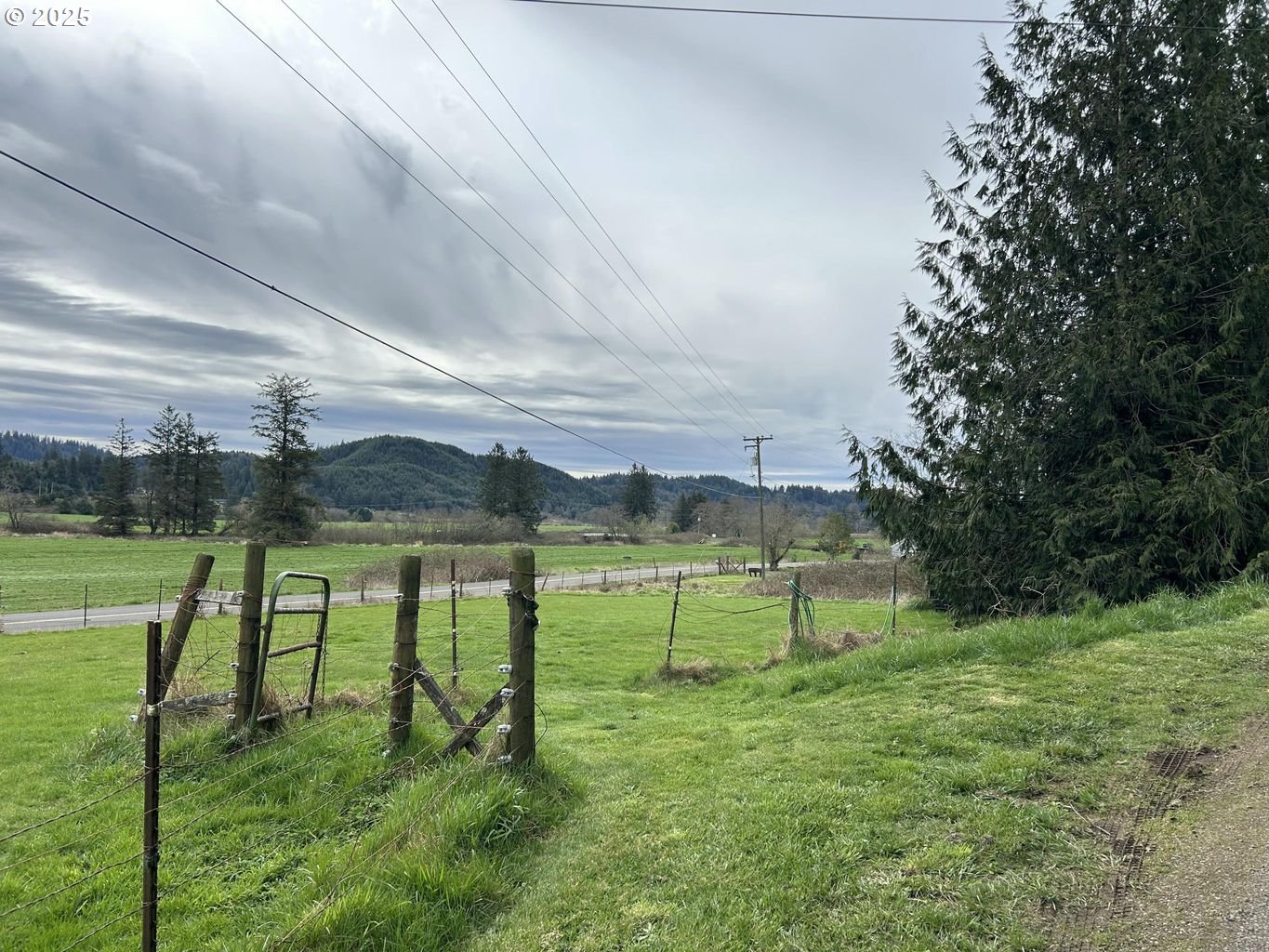 8250 KILCHIS RIVER RD
