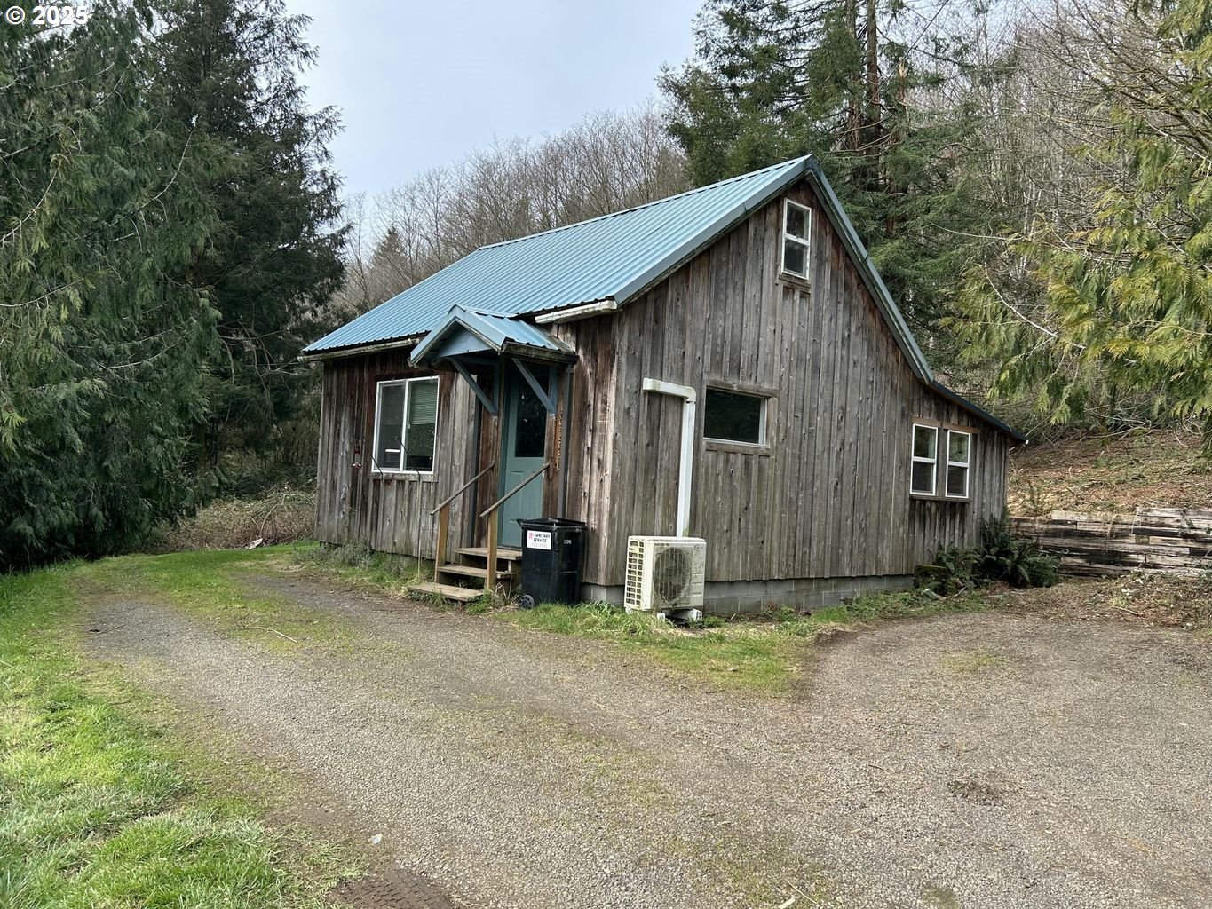 8250 KILCHIS RIVER RD