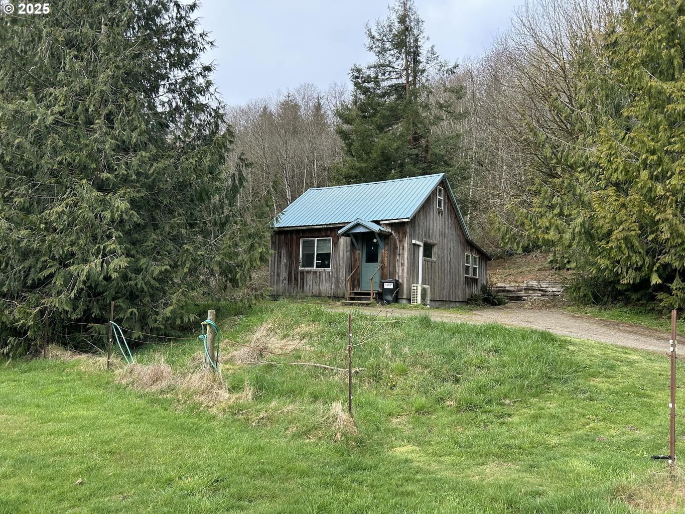 8250 KILCHIS RIVER RD
