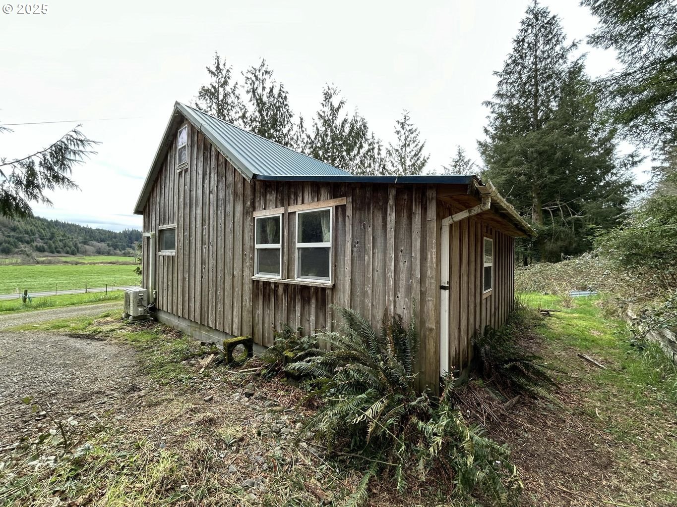 8250 KILCHIS RIVER RD