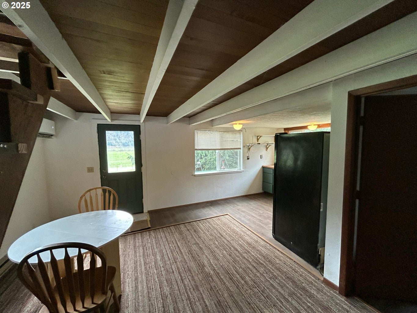 8250 KILCHIS RIVER RD