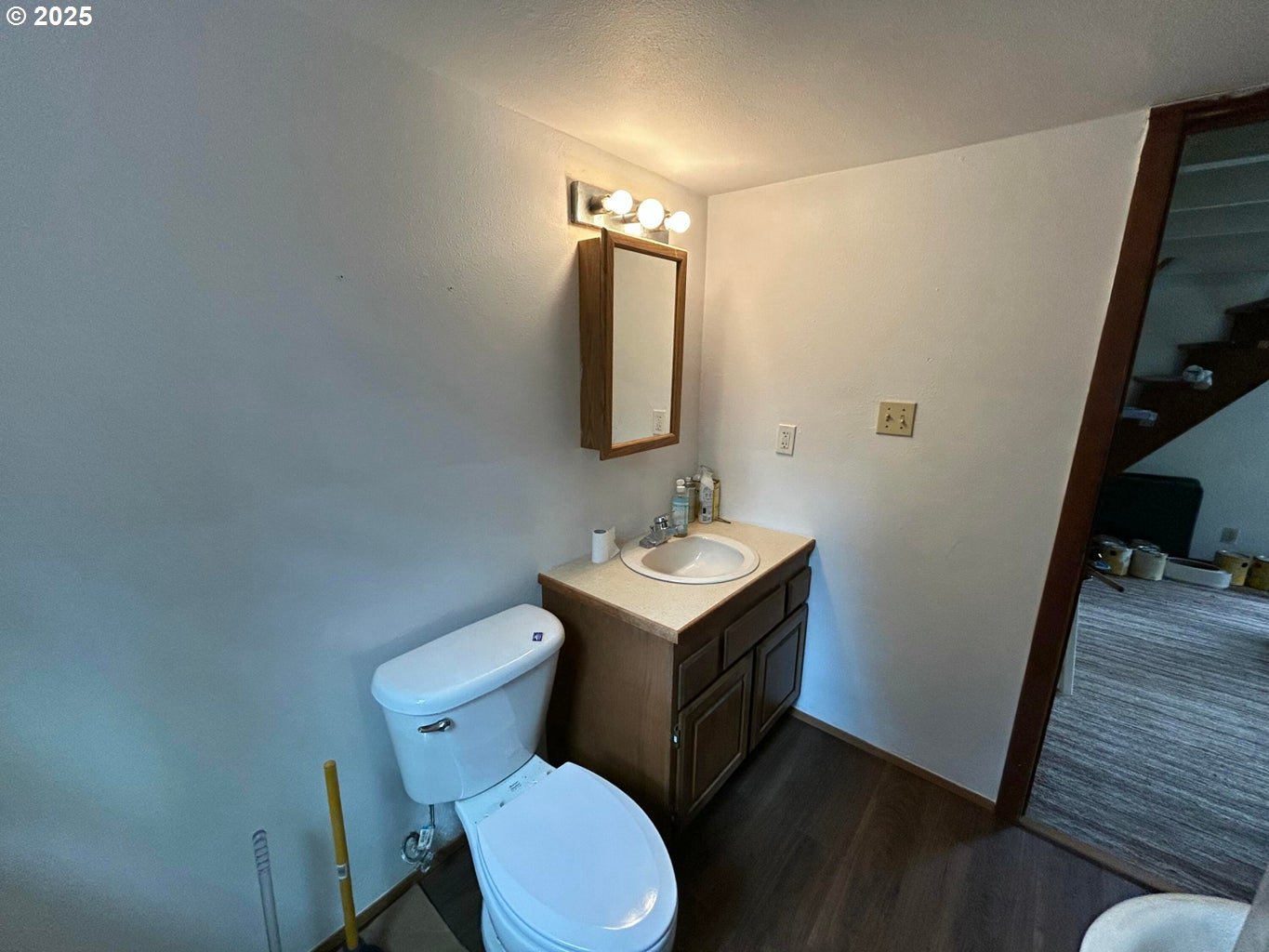 8250 KILCHIS RIVER RD