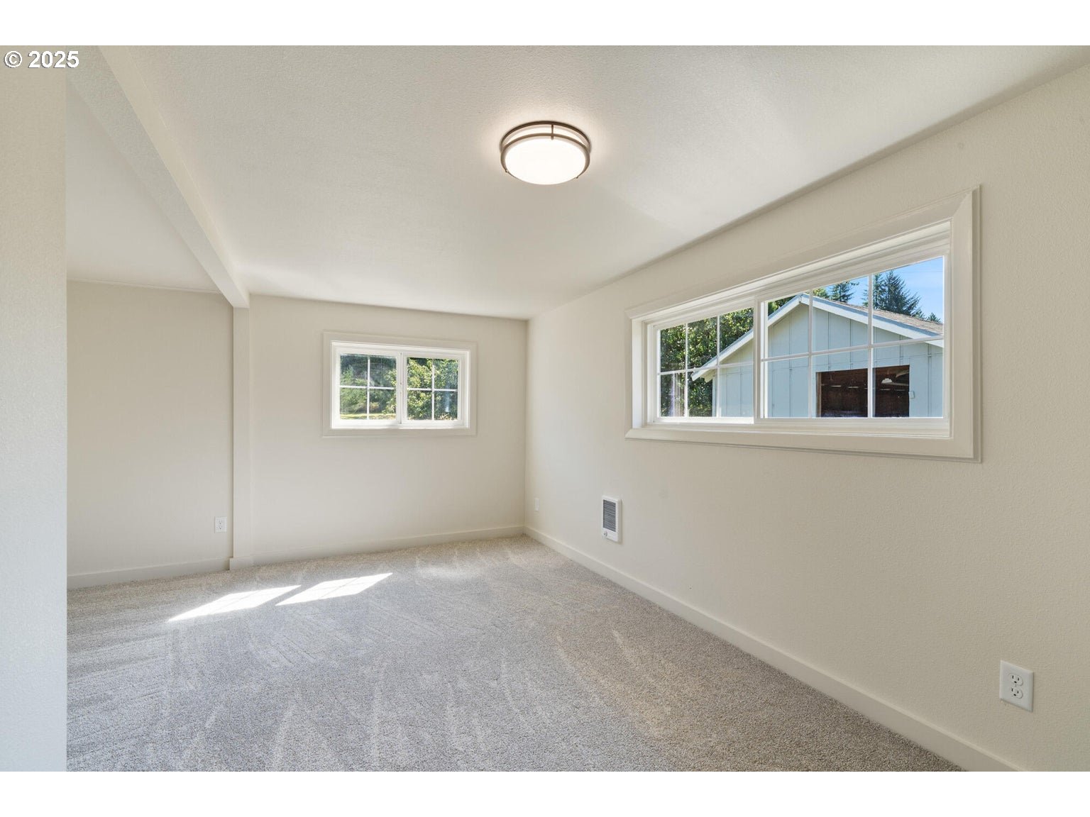 24005 HIGHWAY 101