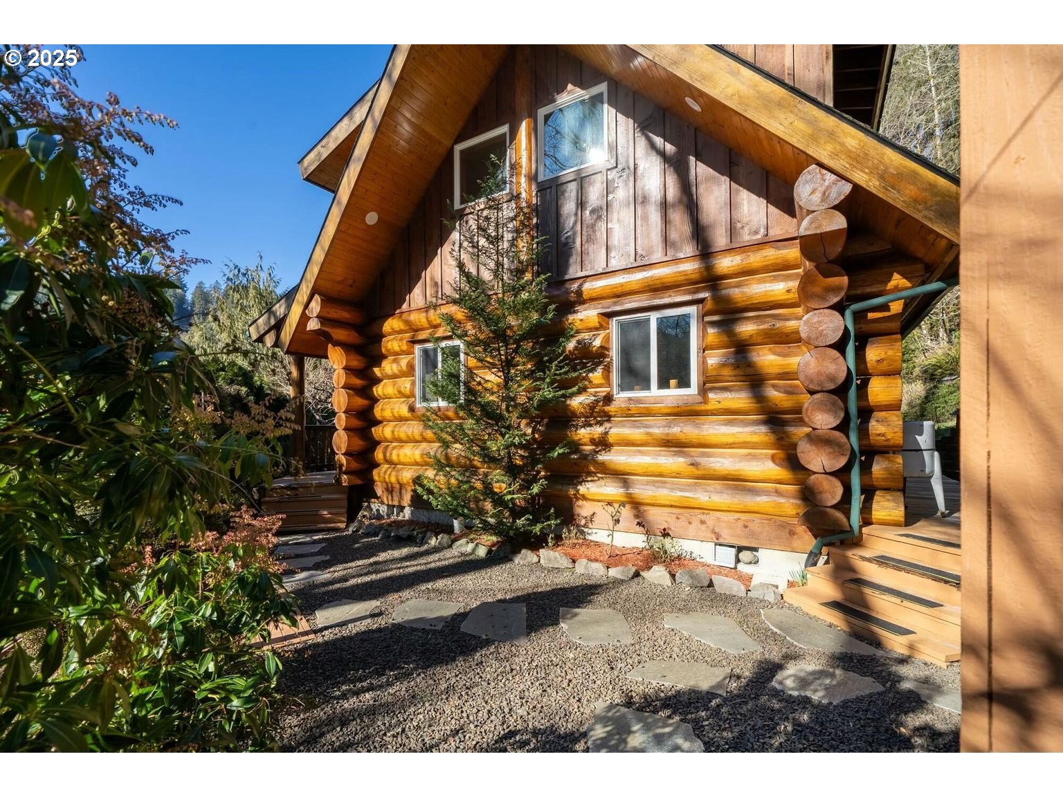 21880 E BEAVER CREEK RD