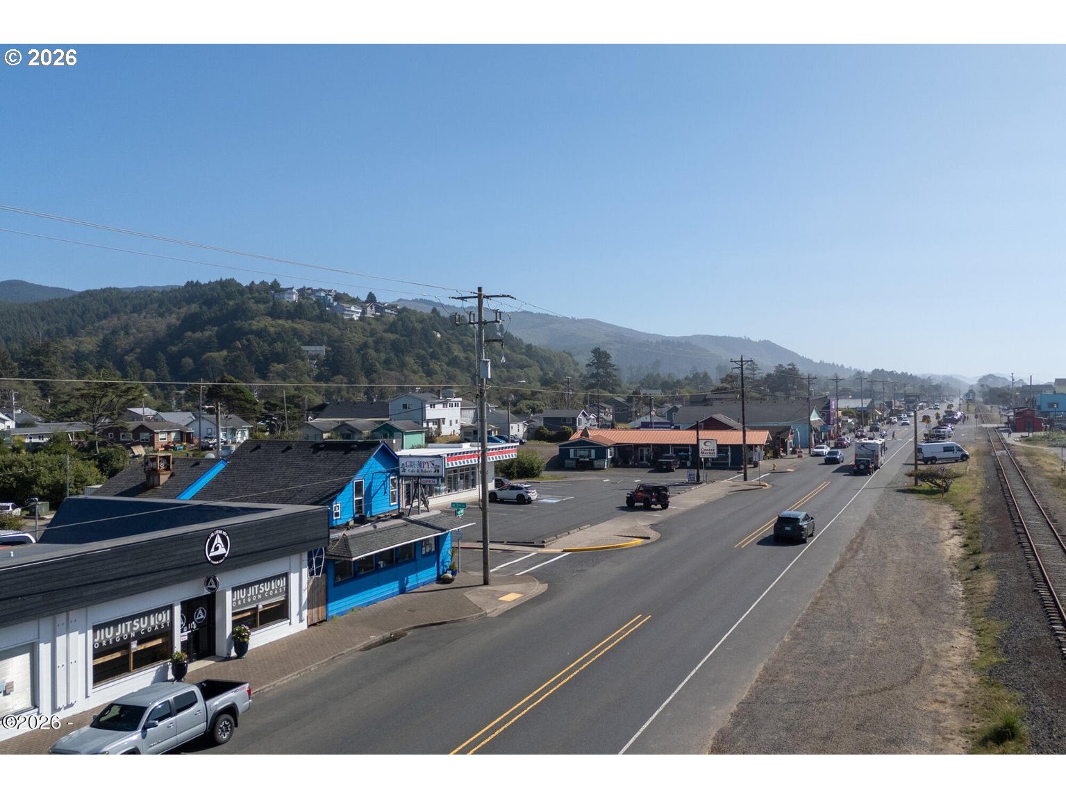 202 N HIGHWAY 101
