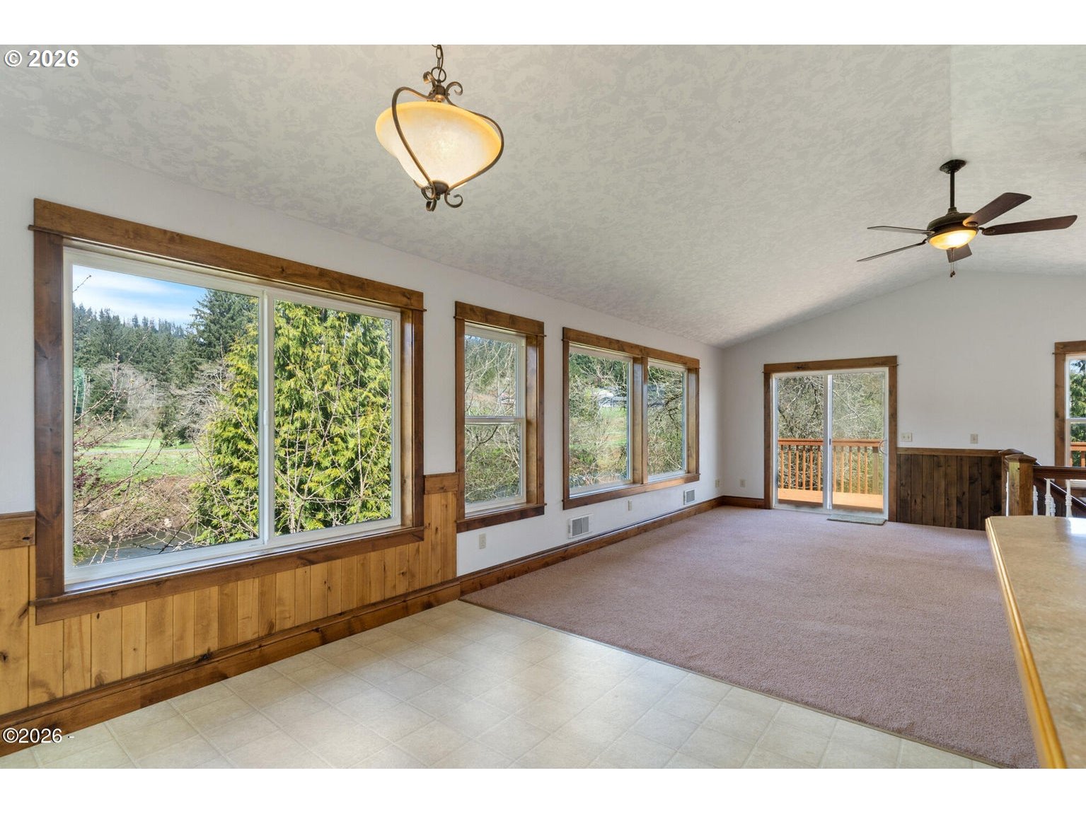 1025 WILSON RIVER LOOP