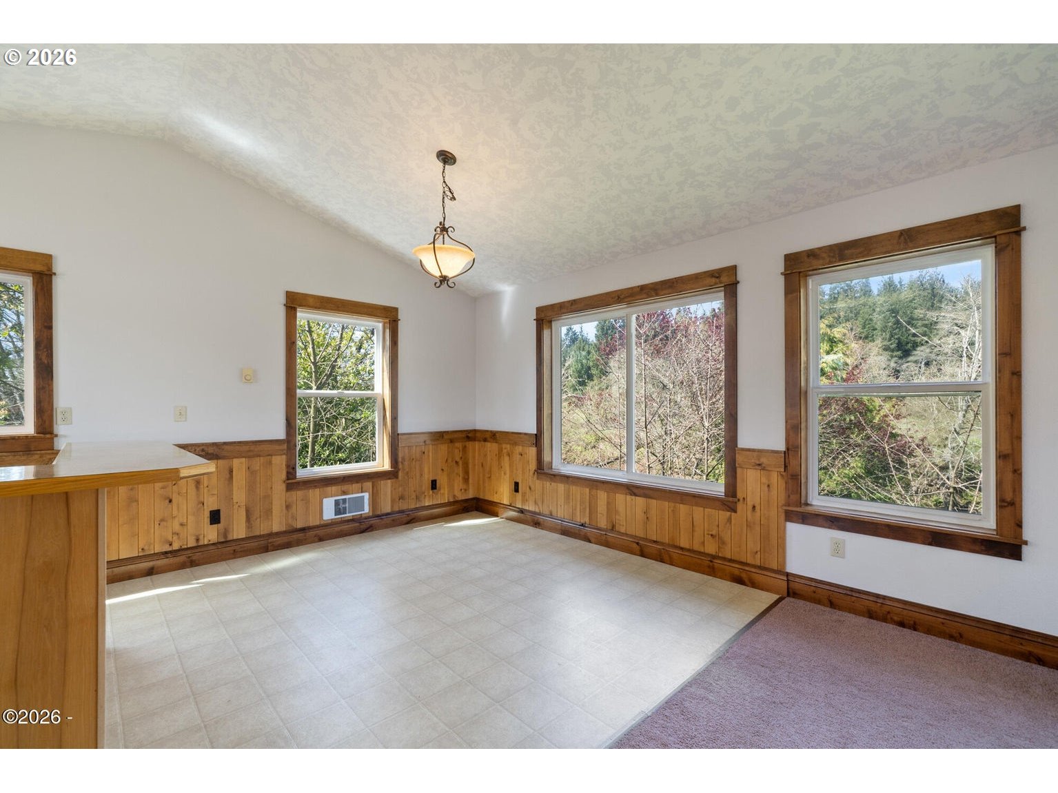 1025 WILSON RIVER LOOP