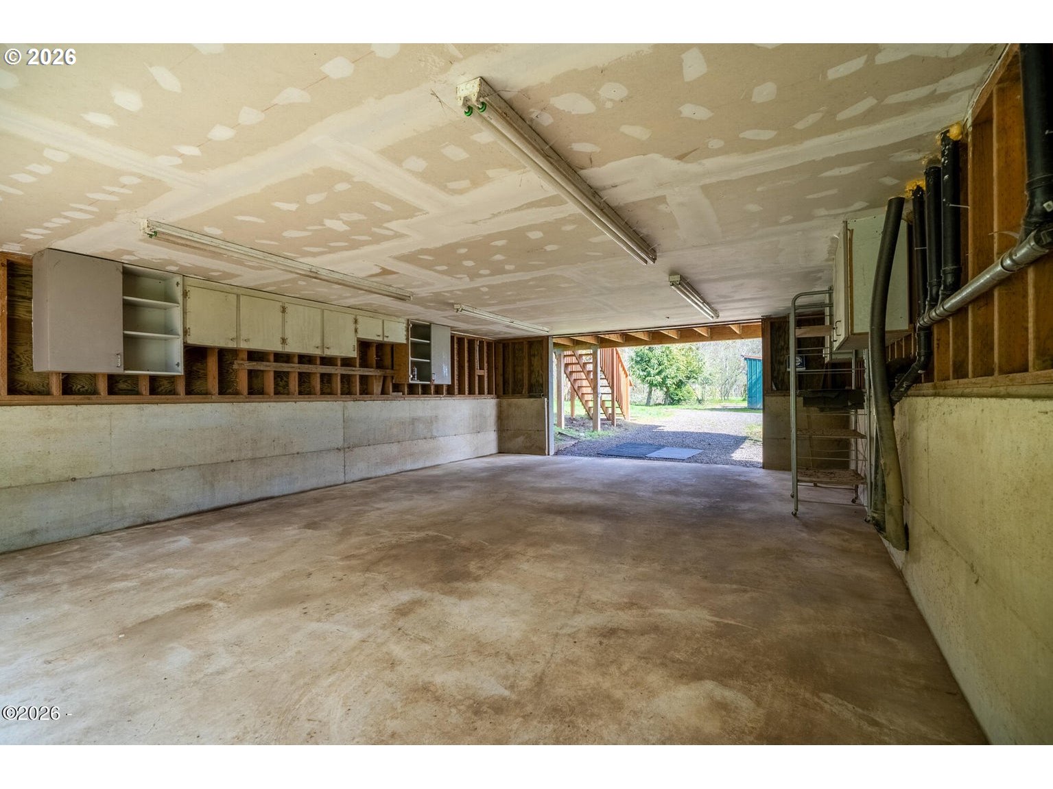 1025 WILSON RIVER LOOP