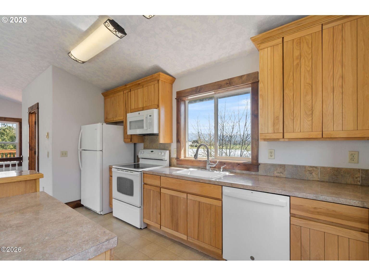 1025 WILSON RIVER LOOP