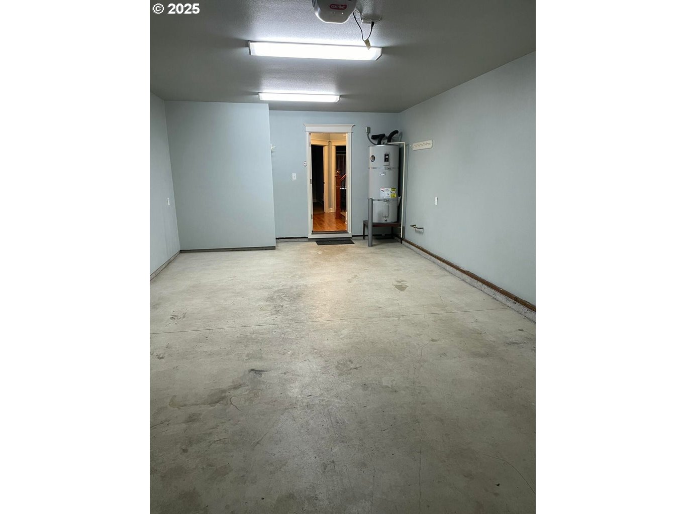 409 EVERGREEN AVE