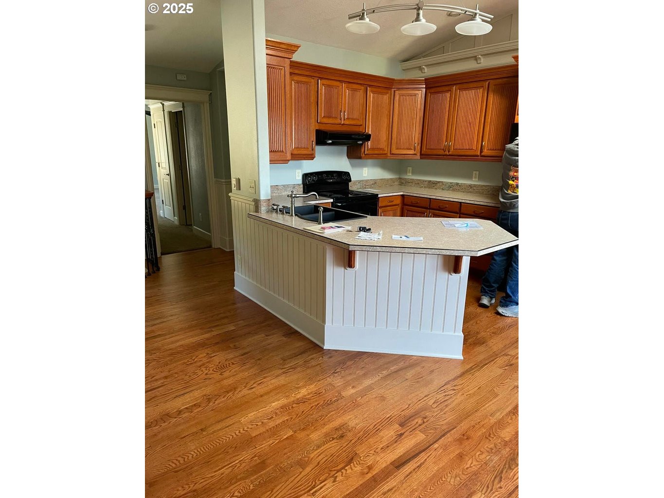 409 EVERGREEN AVE