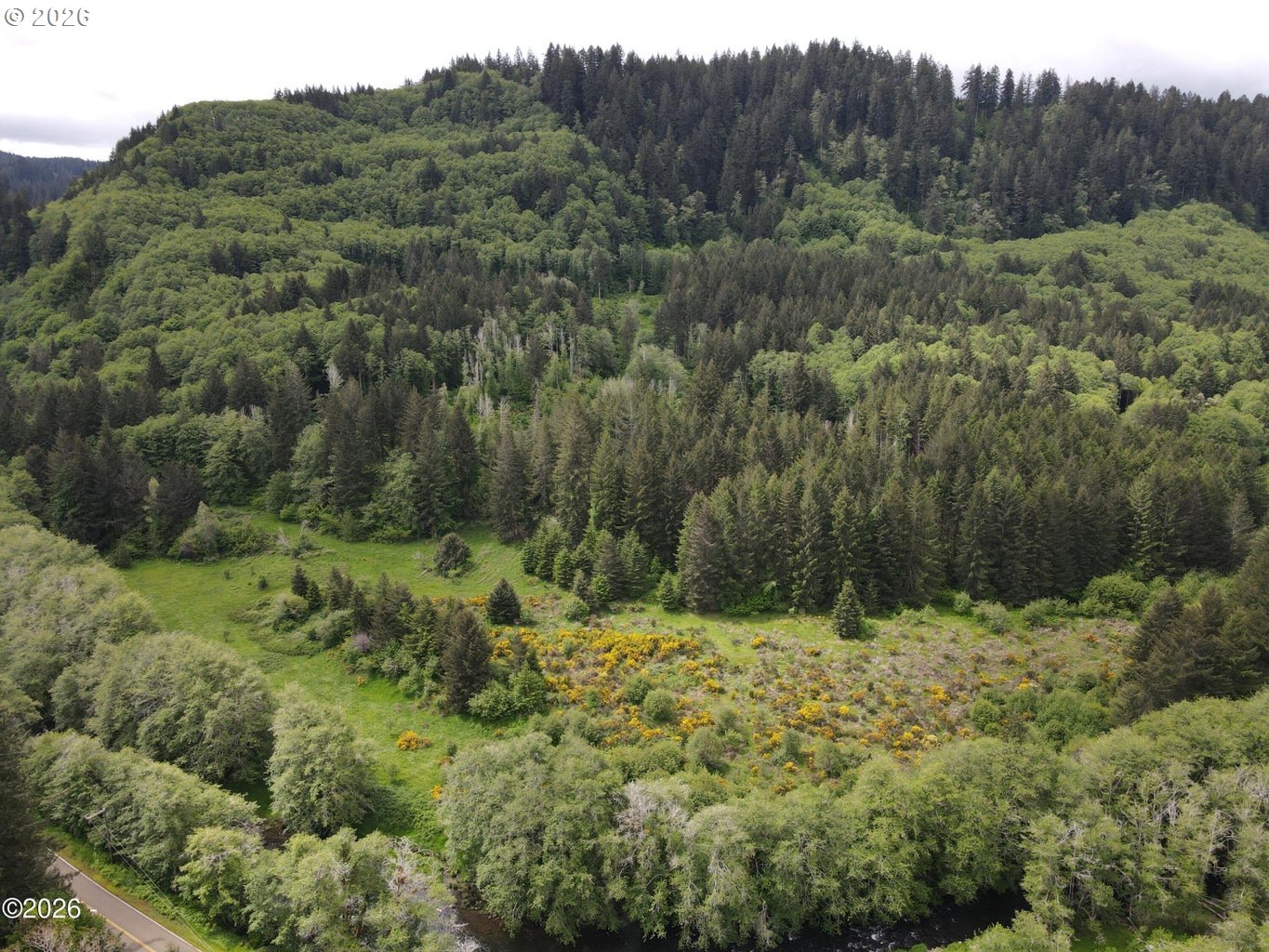 301 UPPER NESTUCCA RIVER RD