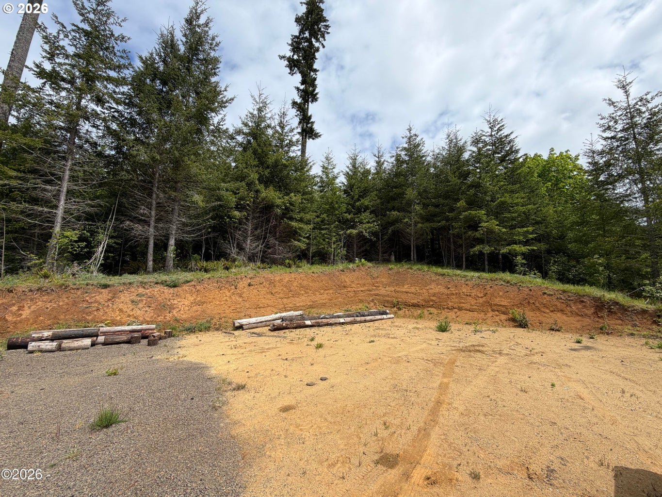 301 UPPER NESTUCCA RIVER RD