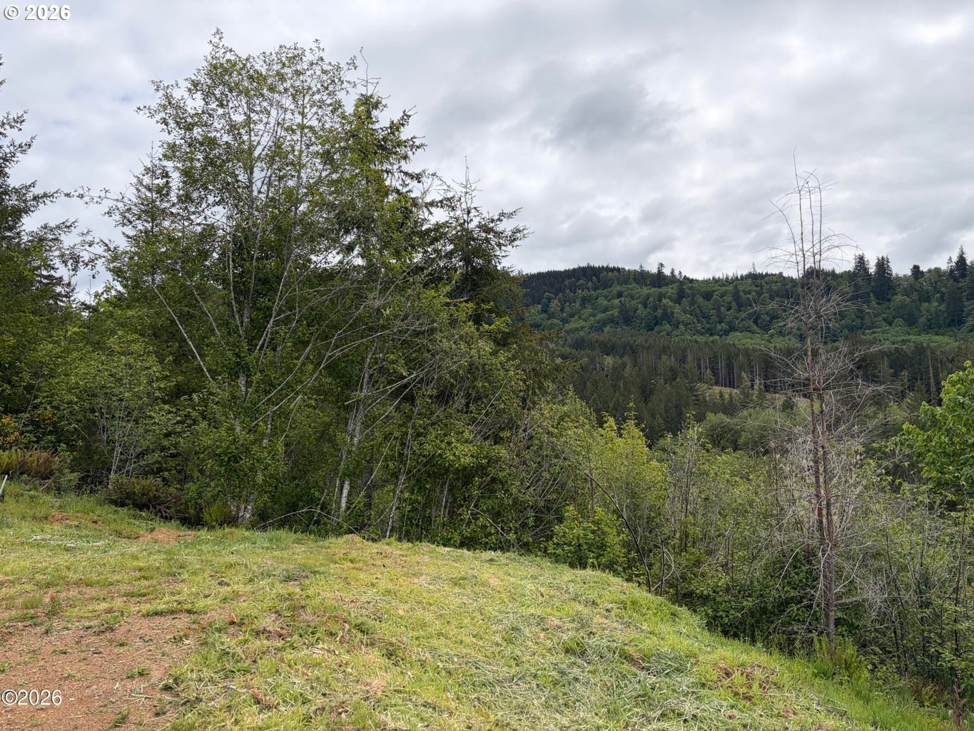 301 UPPER NESTUCCA RIVER RD