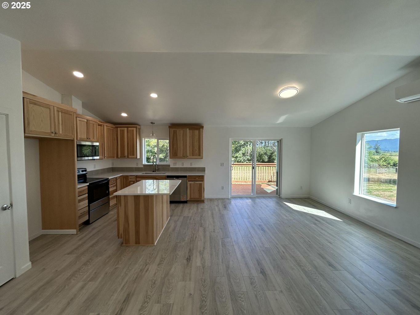 6500 WEBER RD