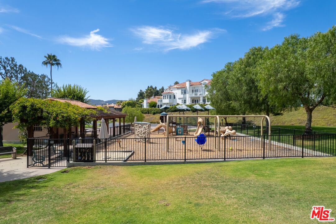 16814 Calle Bellevista