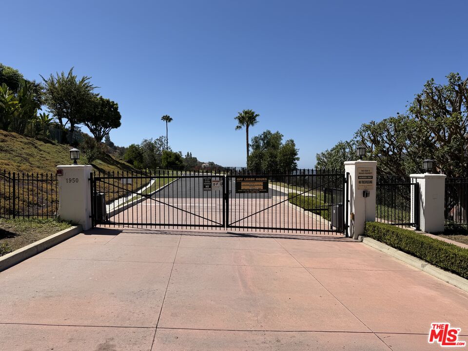 16814 Calle Bellevista