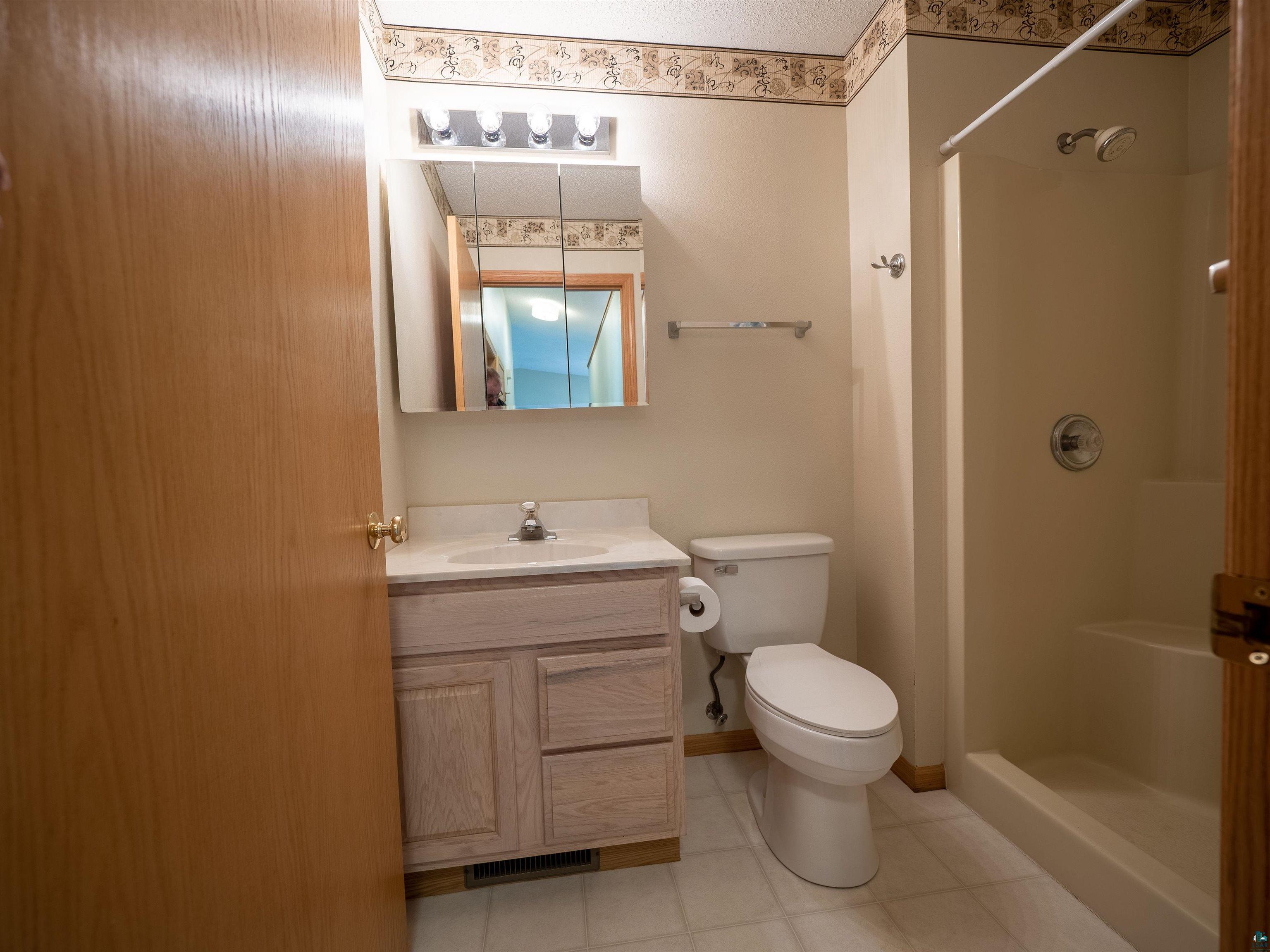 2502 21st Ave E Unit: 1