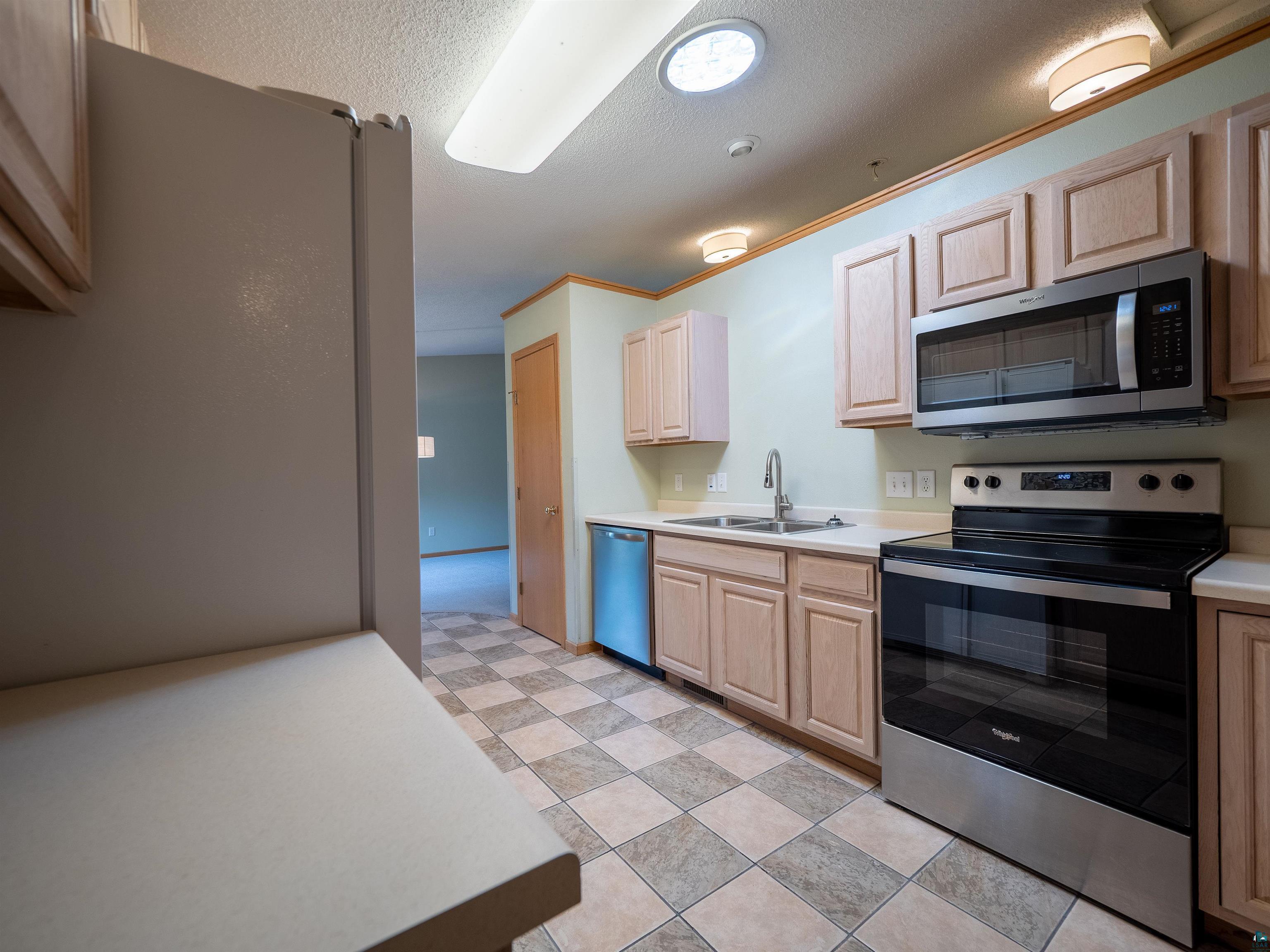 2502 21st Ave E Unit: 1