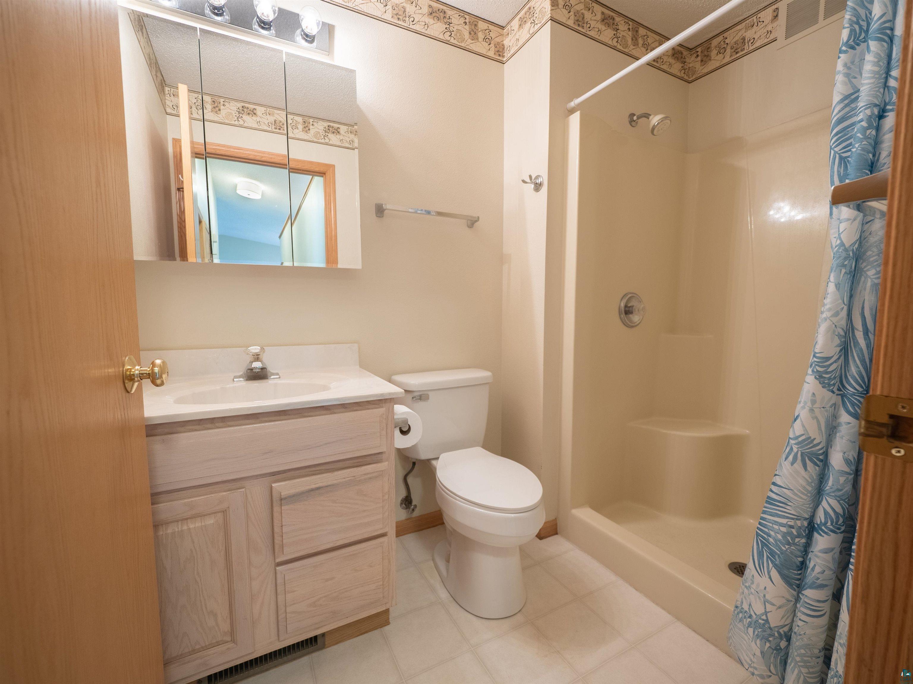 2502 21st Ave E Unit: 1