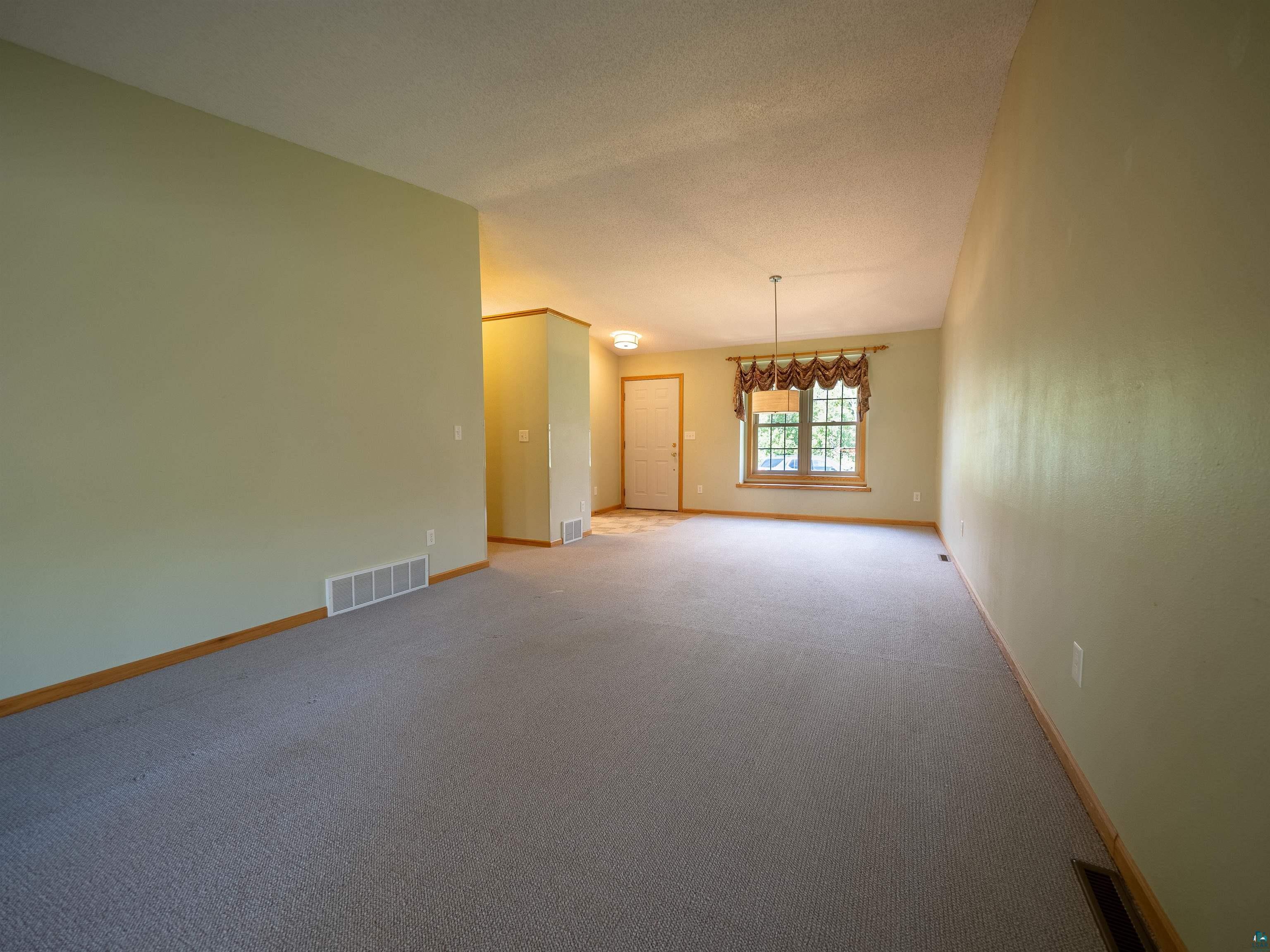 2502 21st Ave E Unit: 1