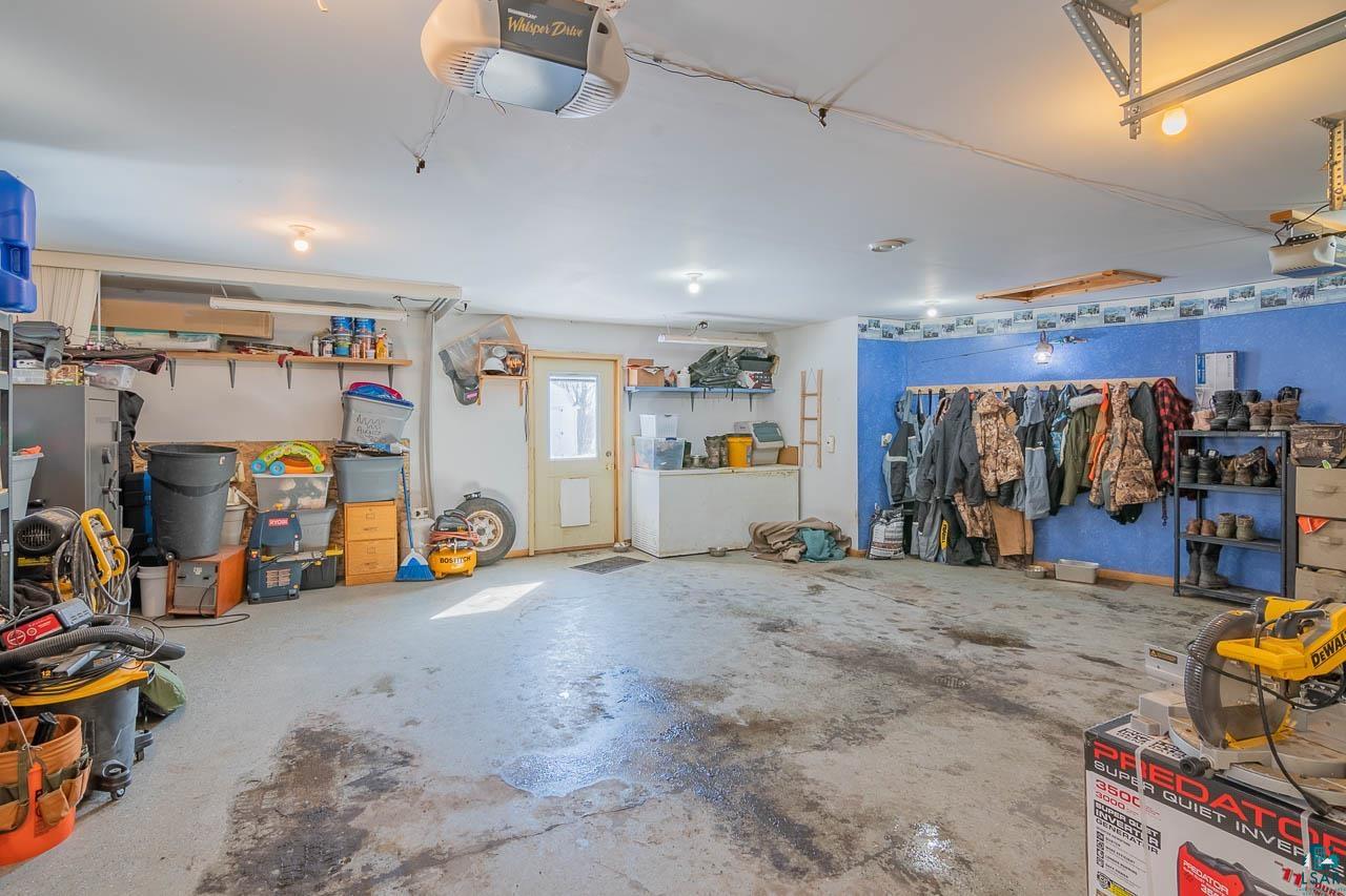 26 6th St