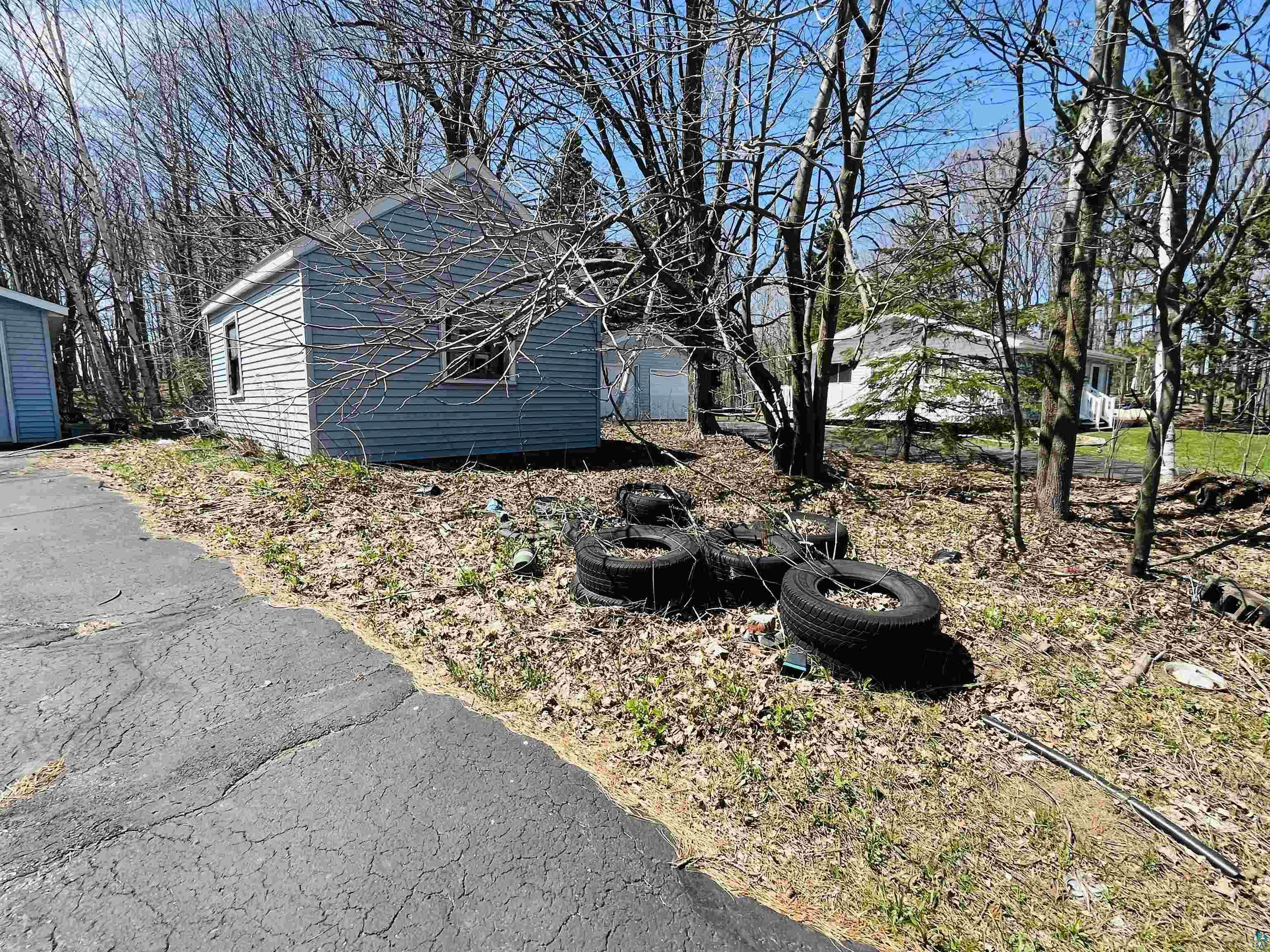 3645 Haines Rd
