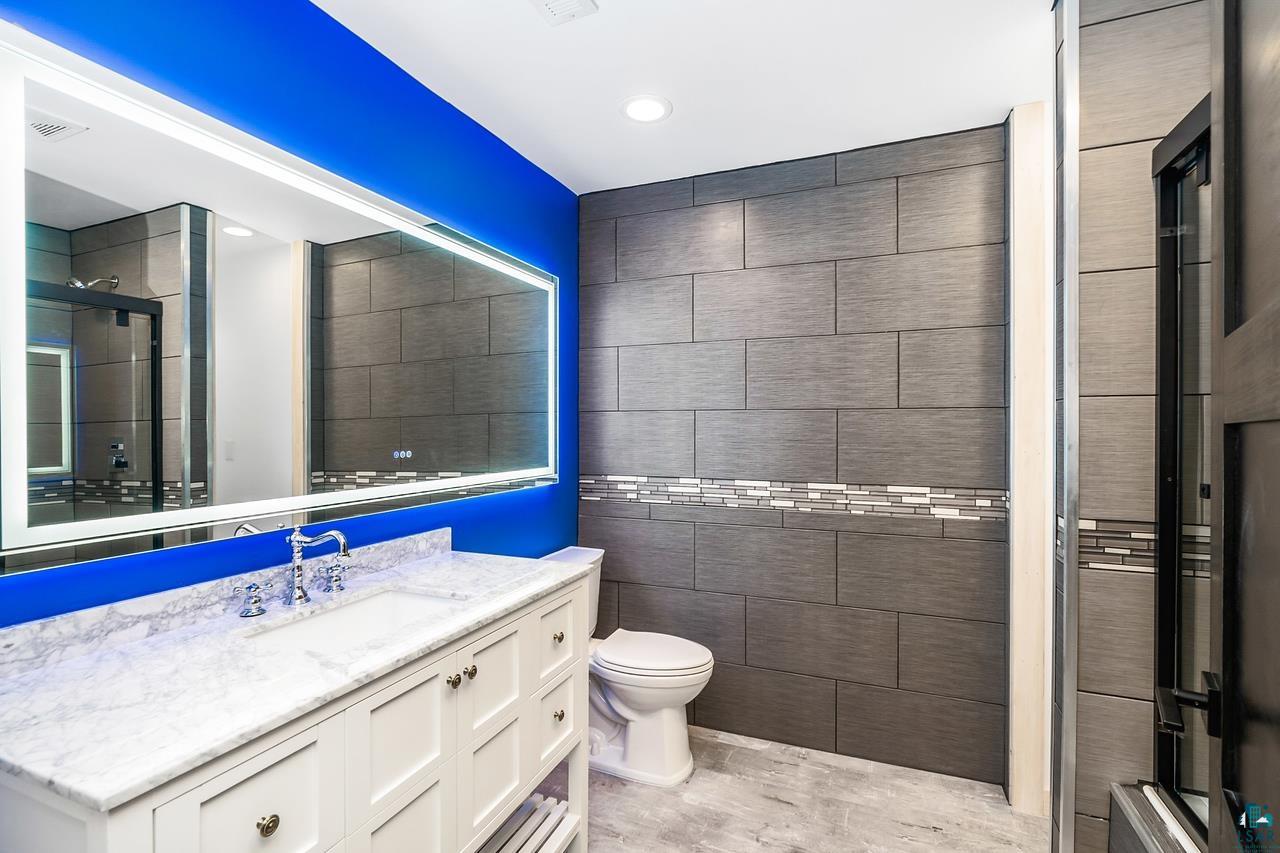 1204 Butternut Ave Unit: 1204
