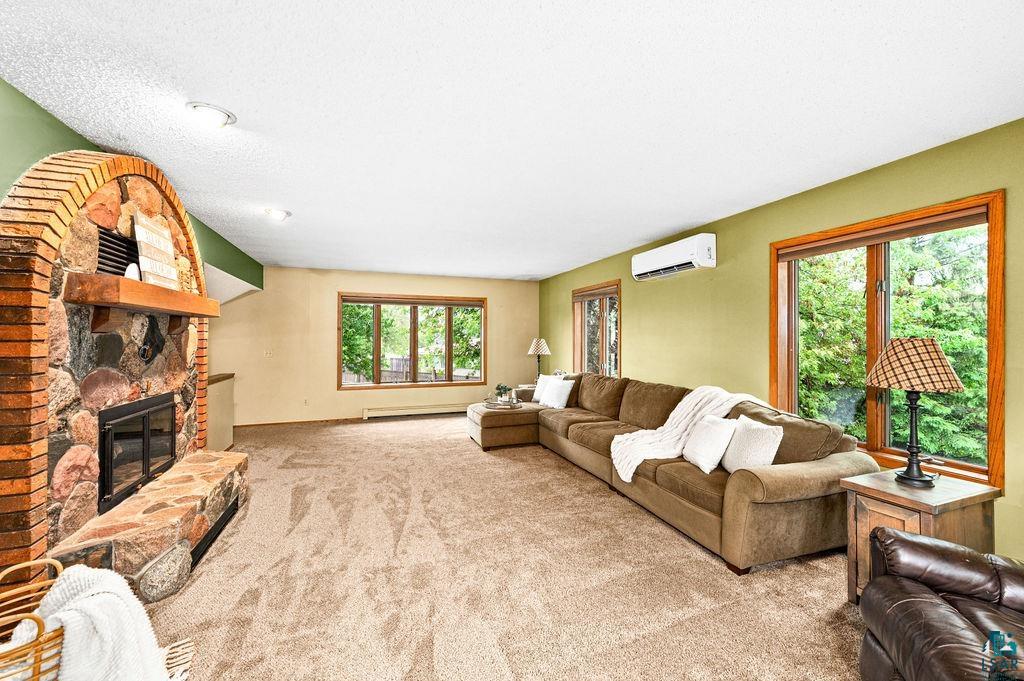 3F Hayes Ct