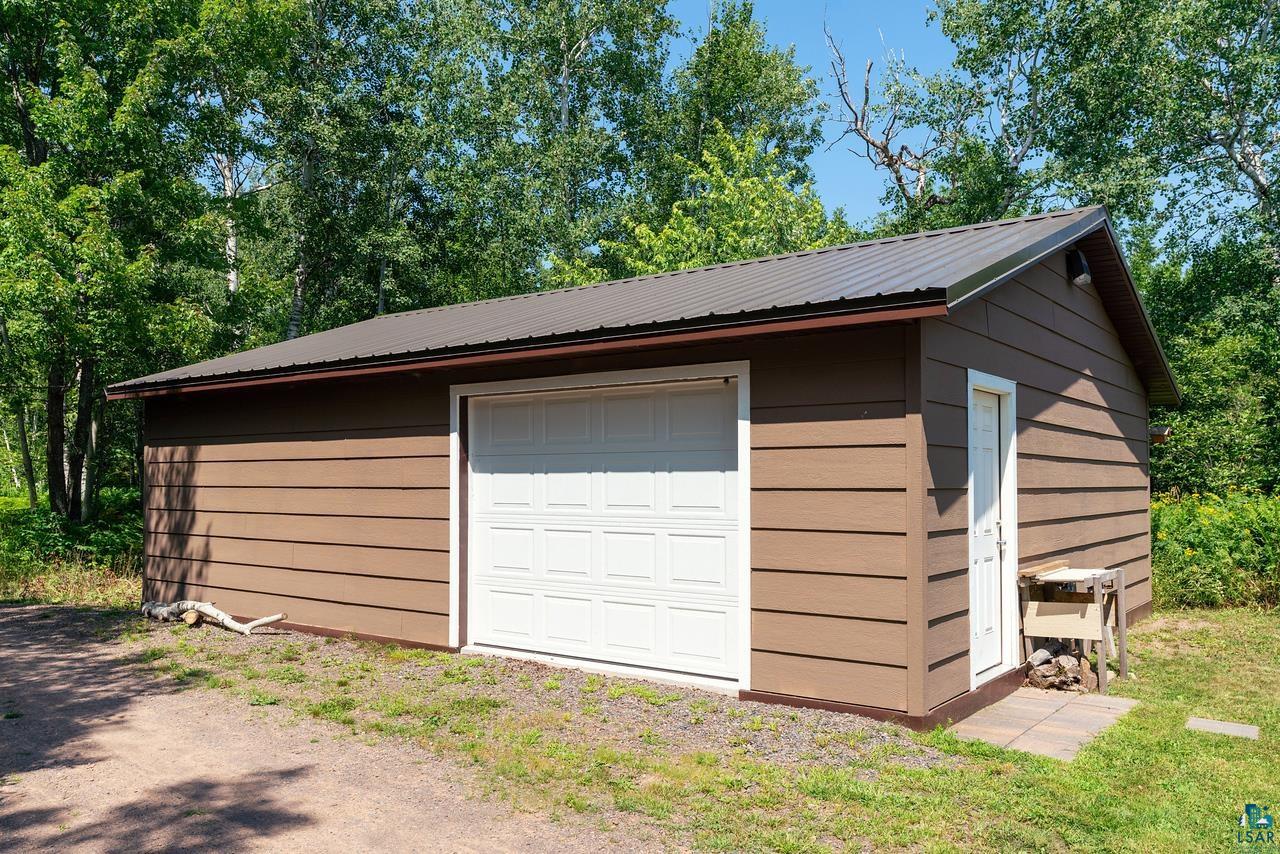 5896 Ratika Rd