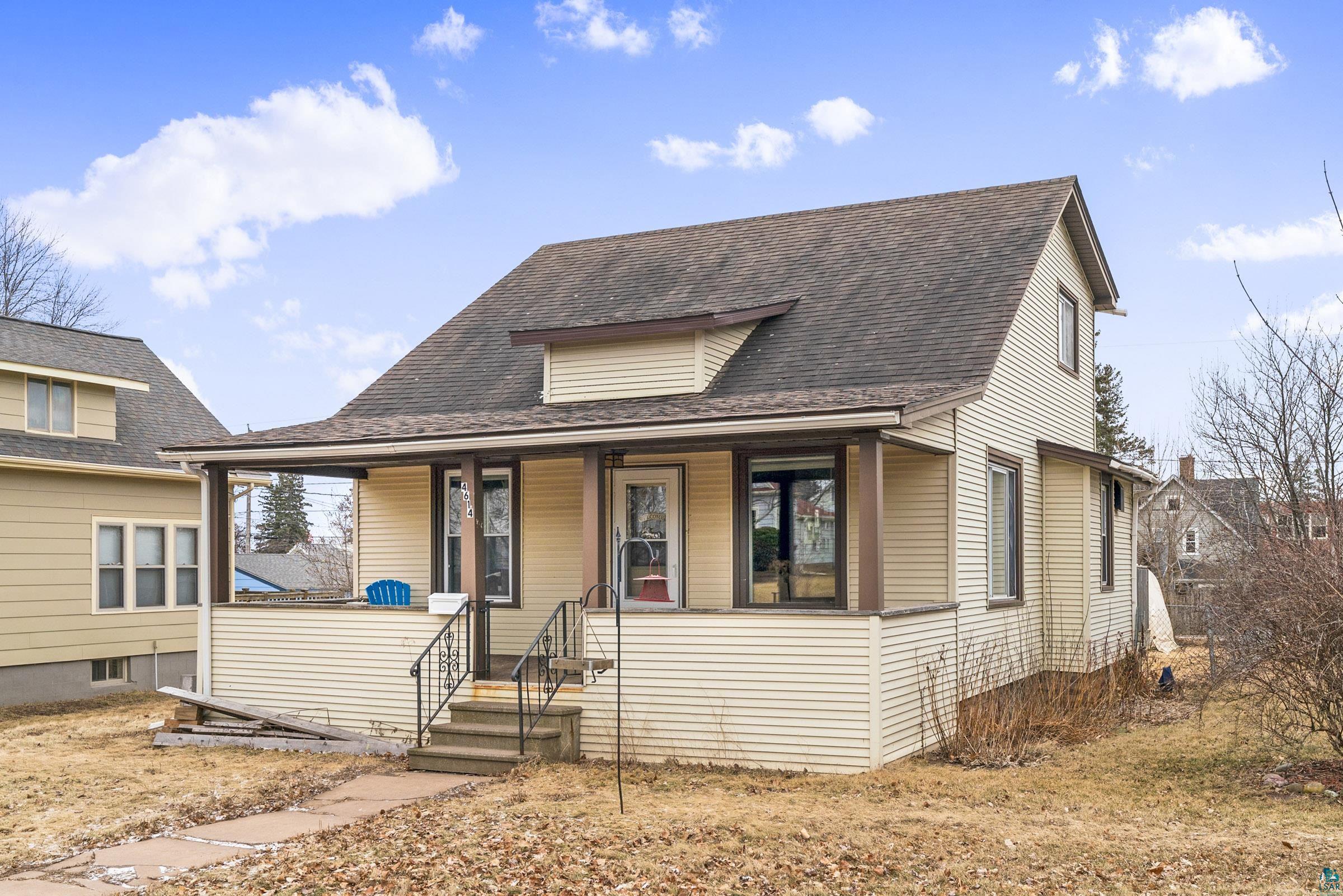 4614 Jay St