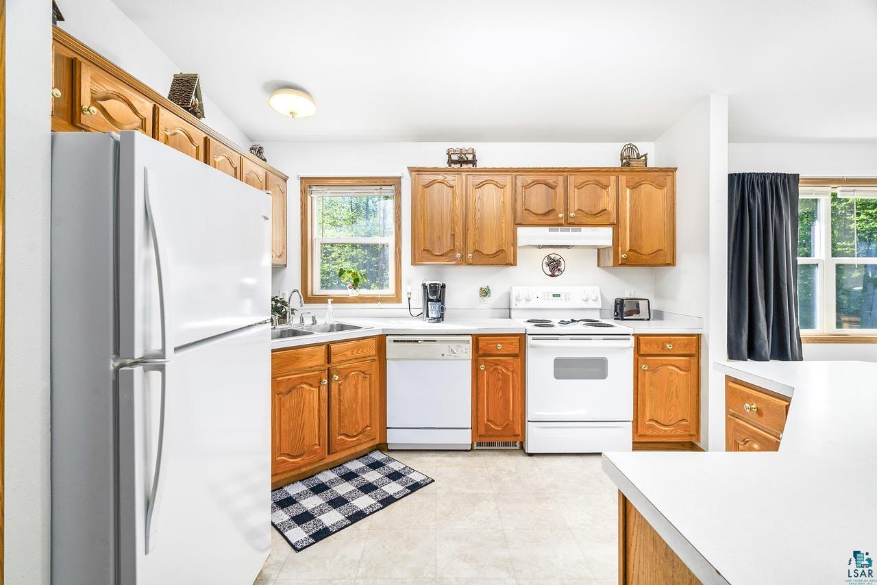 4417 Cedarway Rd