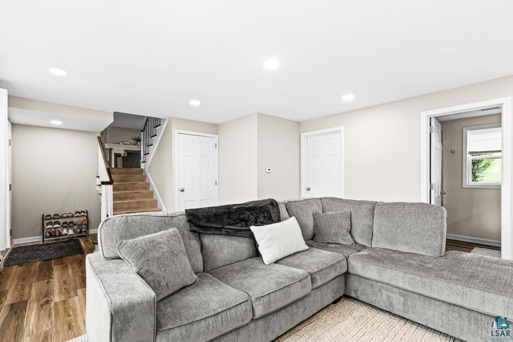 2526 Greysolon Rd