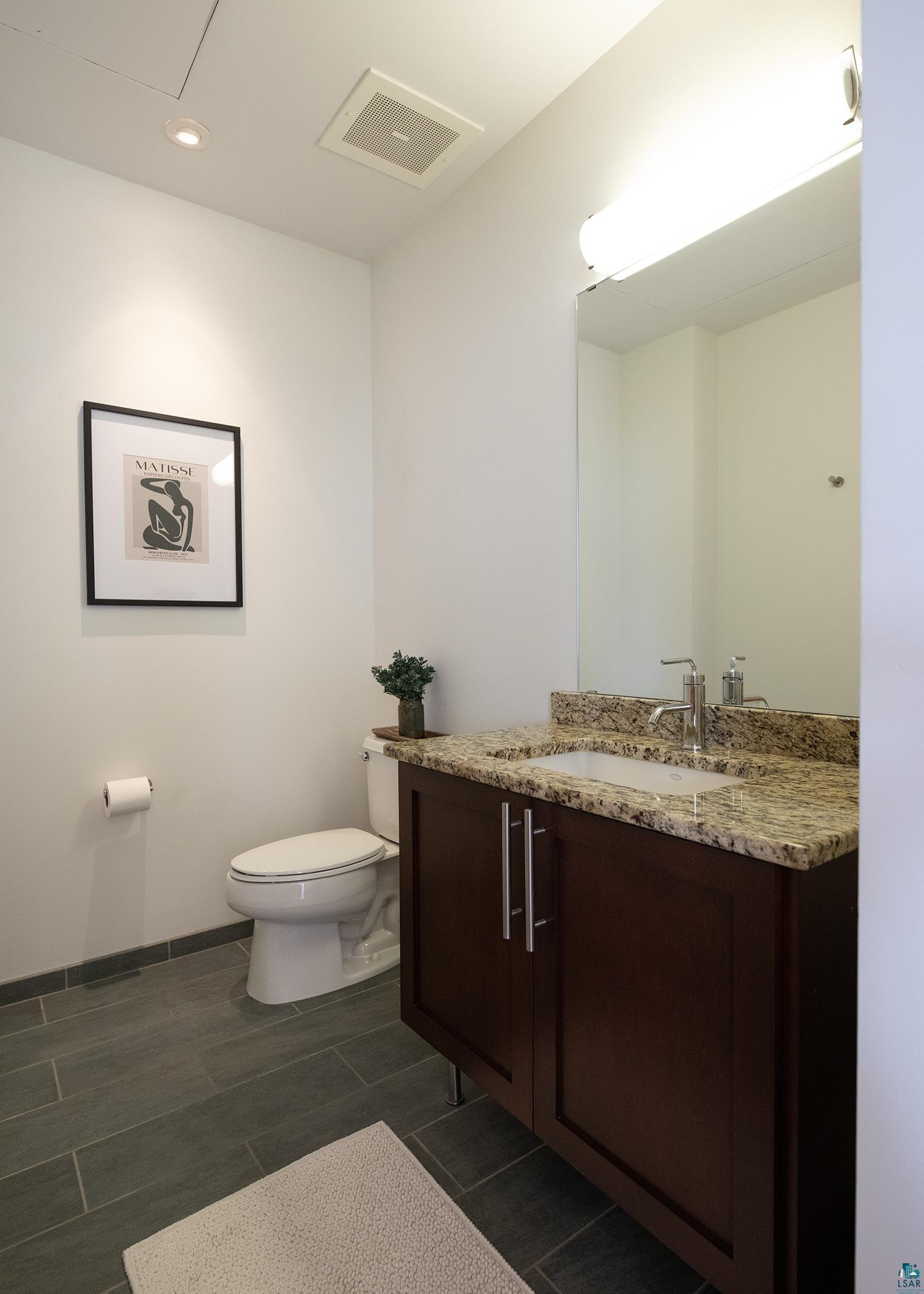 311 E Superior St Unit: 1007
