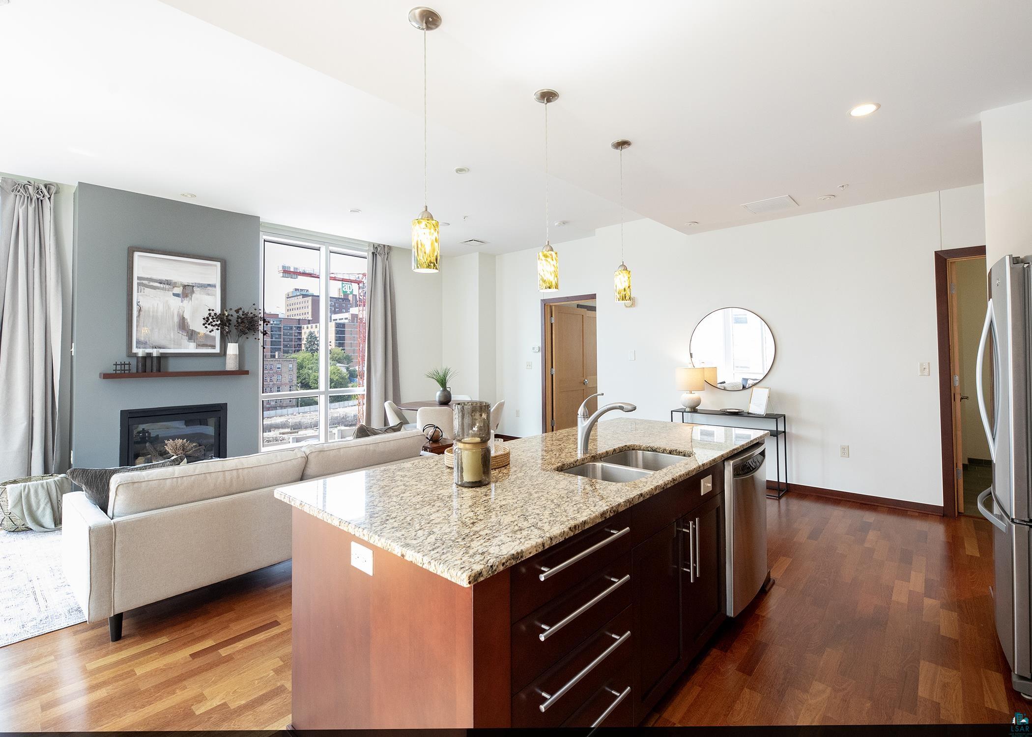 311 E Superior St Unit: 1007