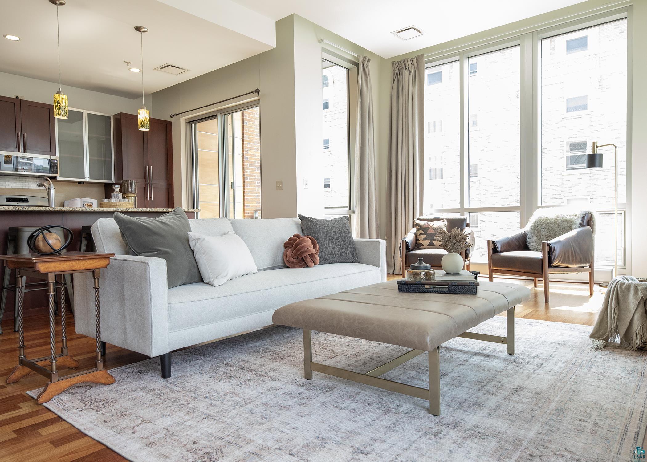 311 E Superior St Unit: 1007