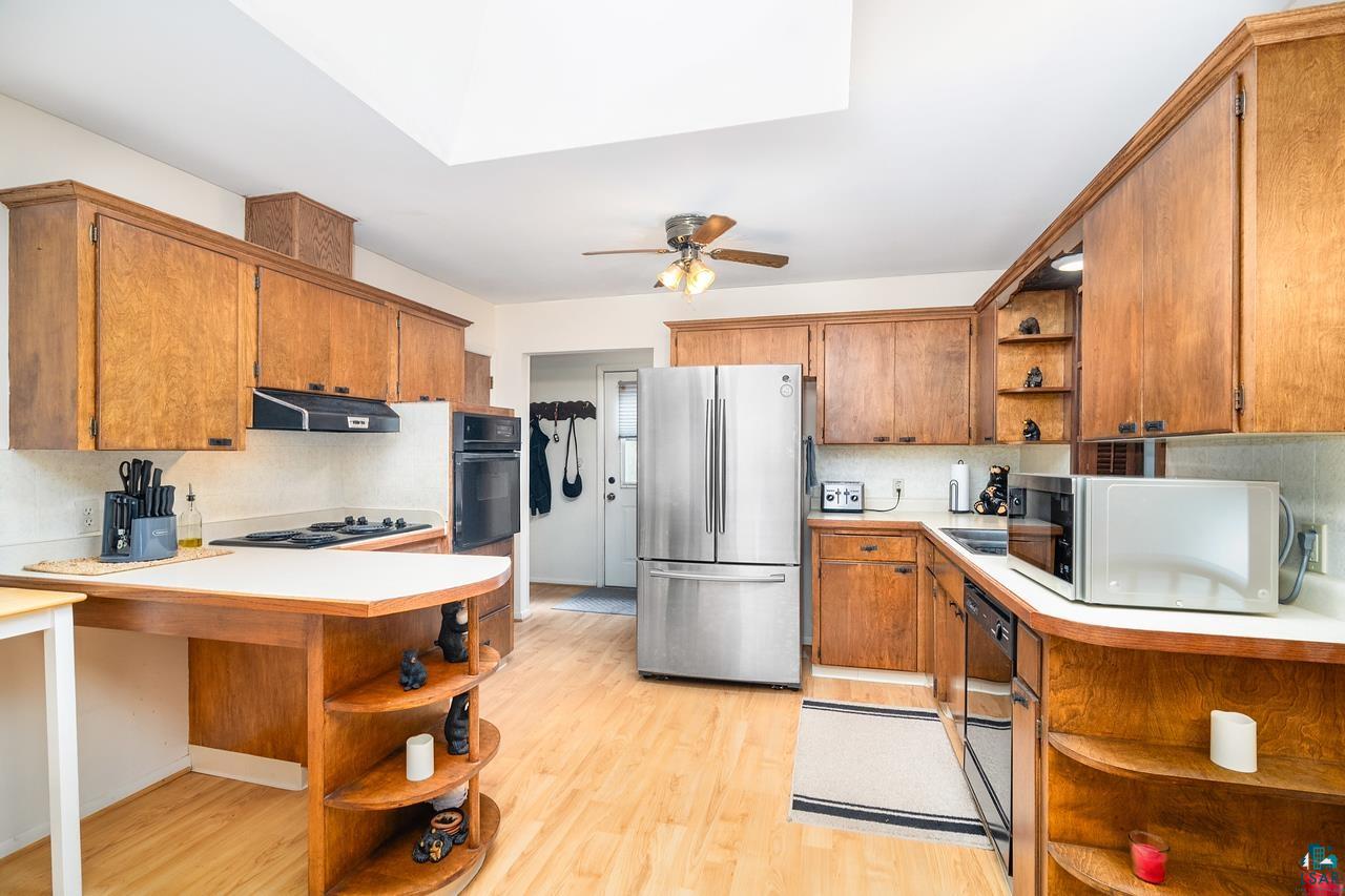 29 Birch Dr