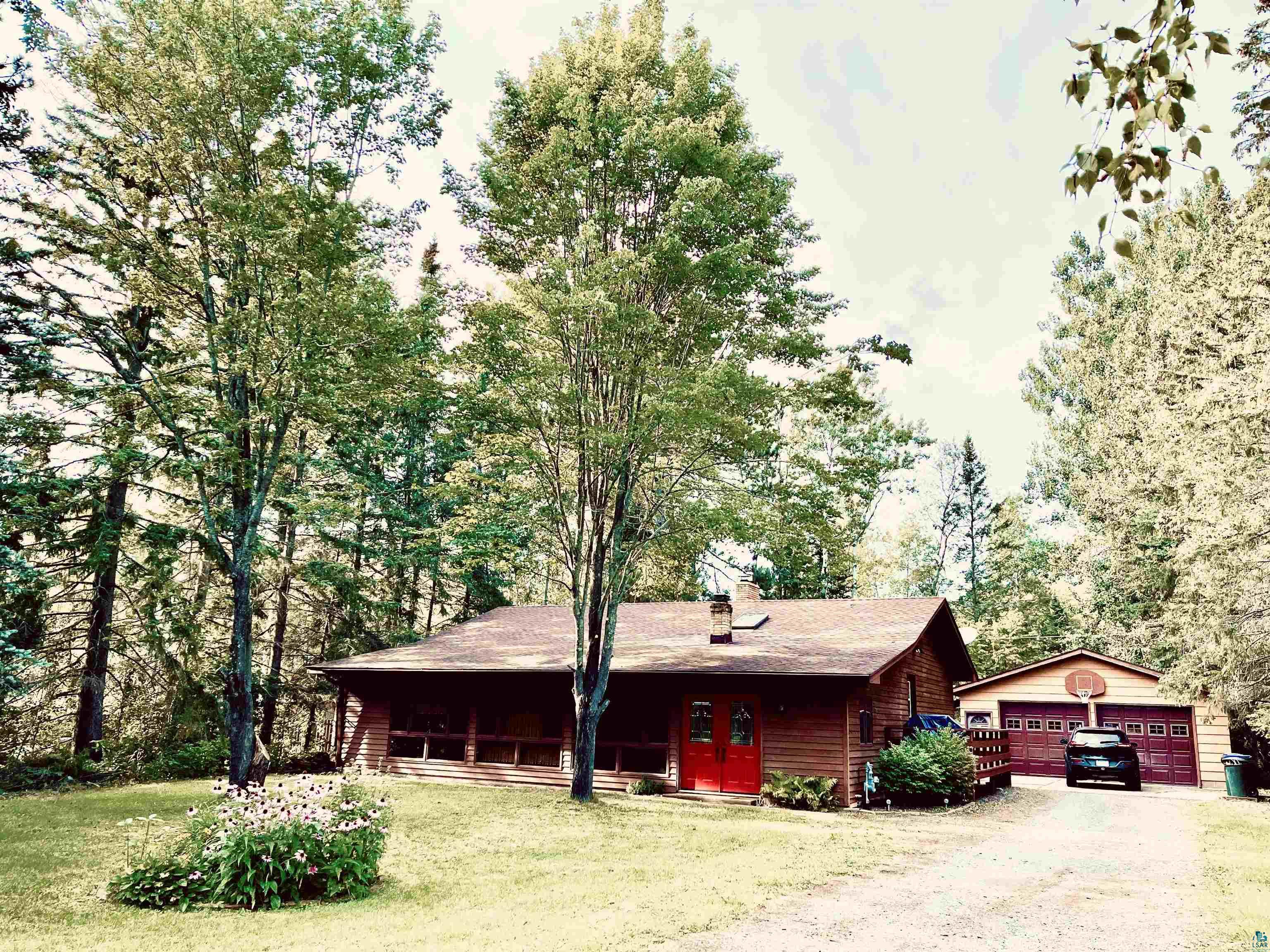 29 Birch Dr