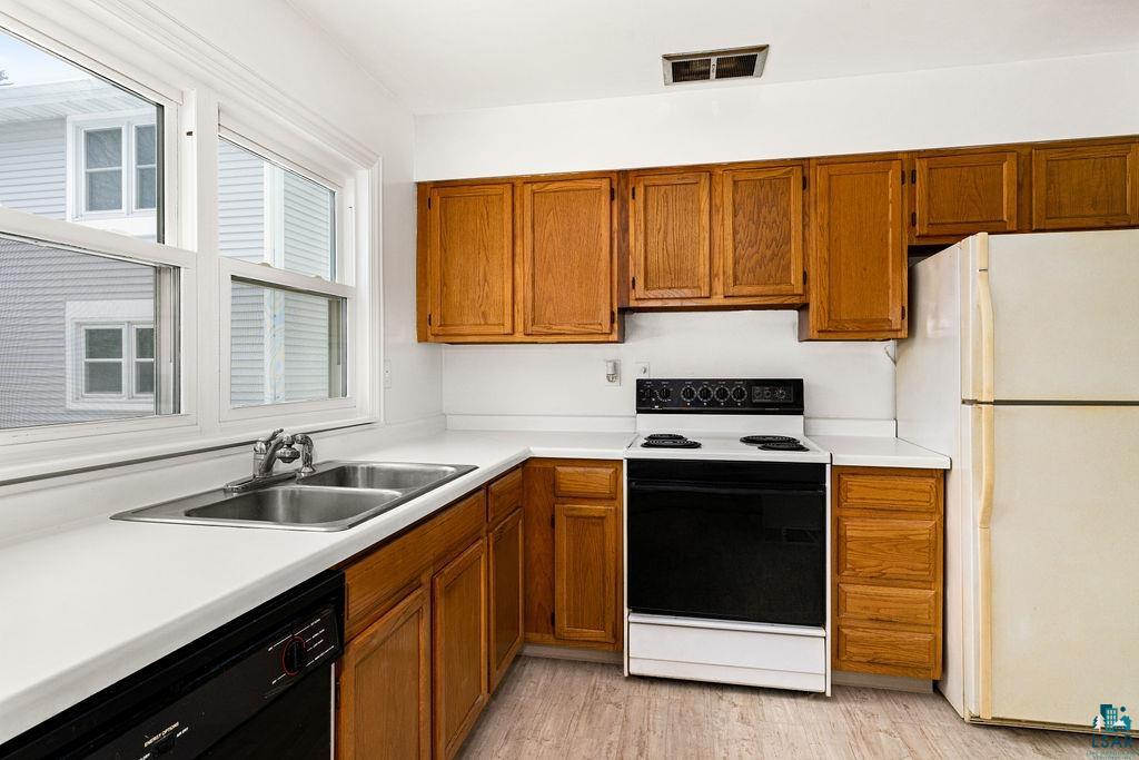517 Selfridge Dr Unit: 517
