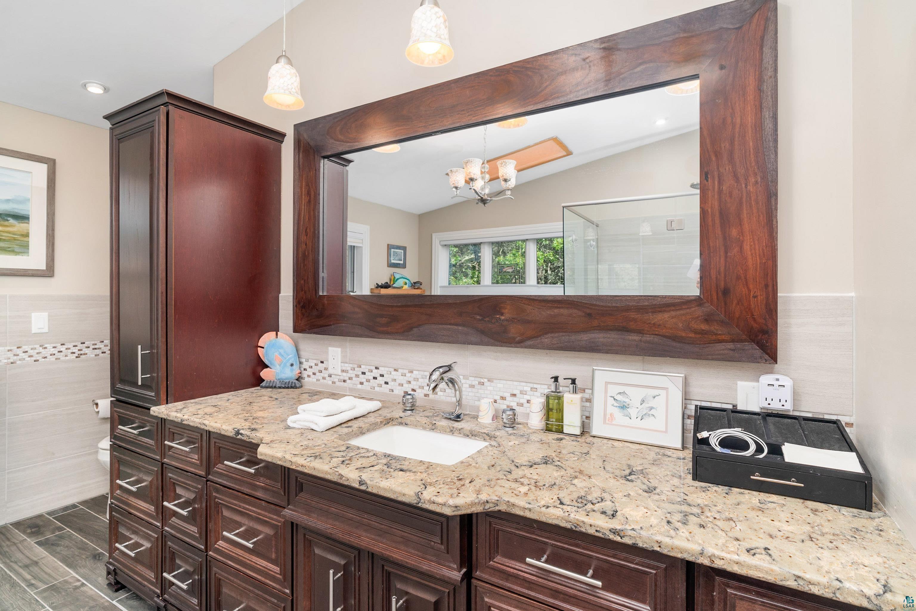 16305 S Bond Lake Estates Rd