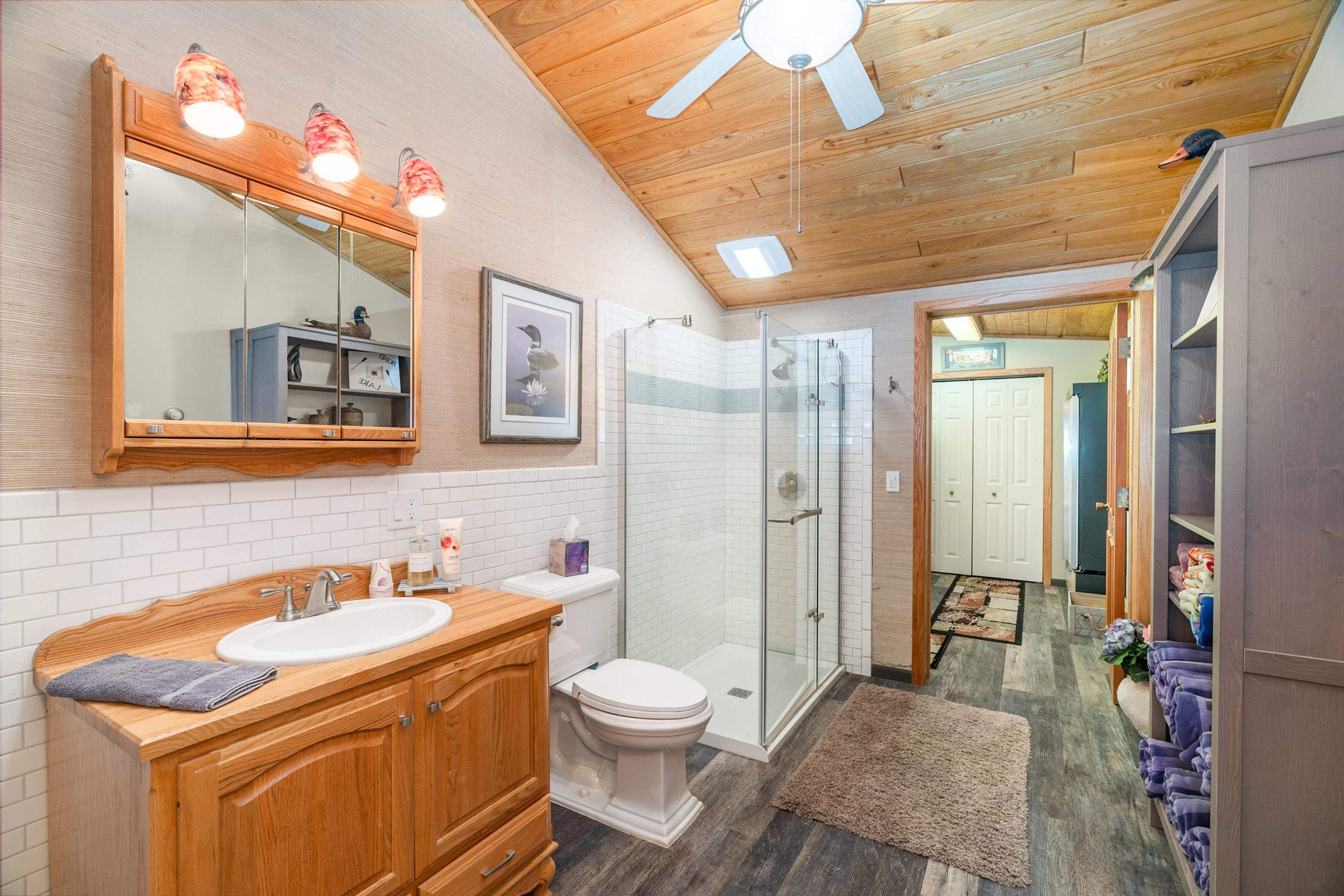 16305 S Bond Lake Estates Rd